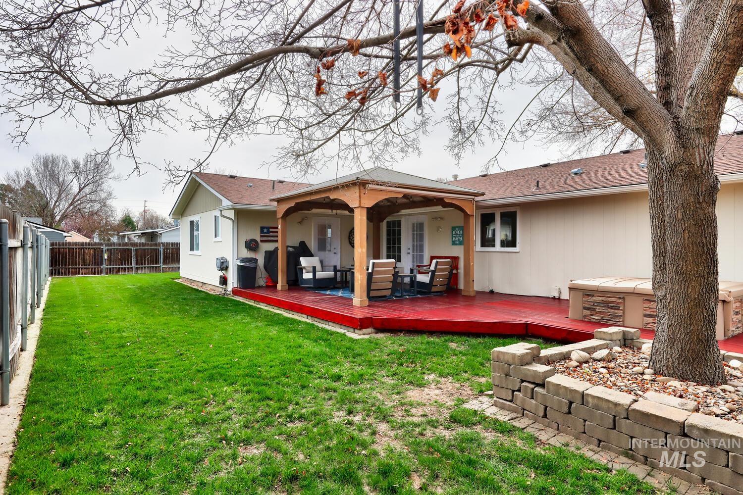 9160 W Austin St, Garden City, Idaho 83714-1508, 4 Bedrooms, 3 Bathrooms, Residential For Sale, Price $465,000,MLS 98979443