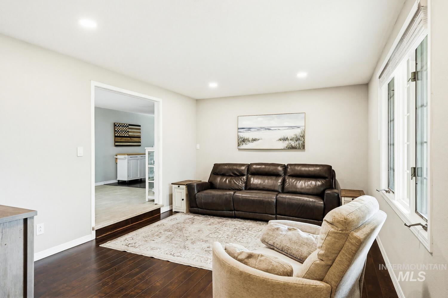 9160 W Austin St, Garden City, Idaho 83714-1508, 4 Bedrooms, 3 Bathrooms, Residential For Sale, Price $465,000,MLS 98979443