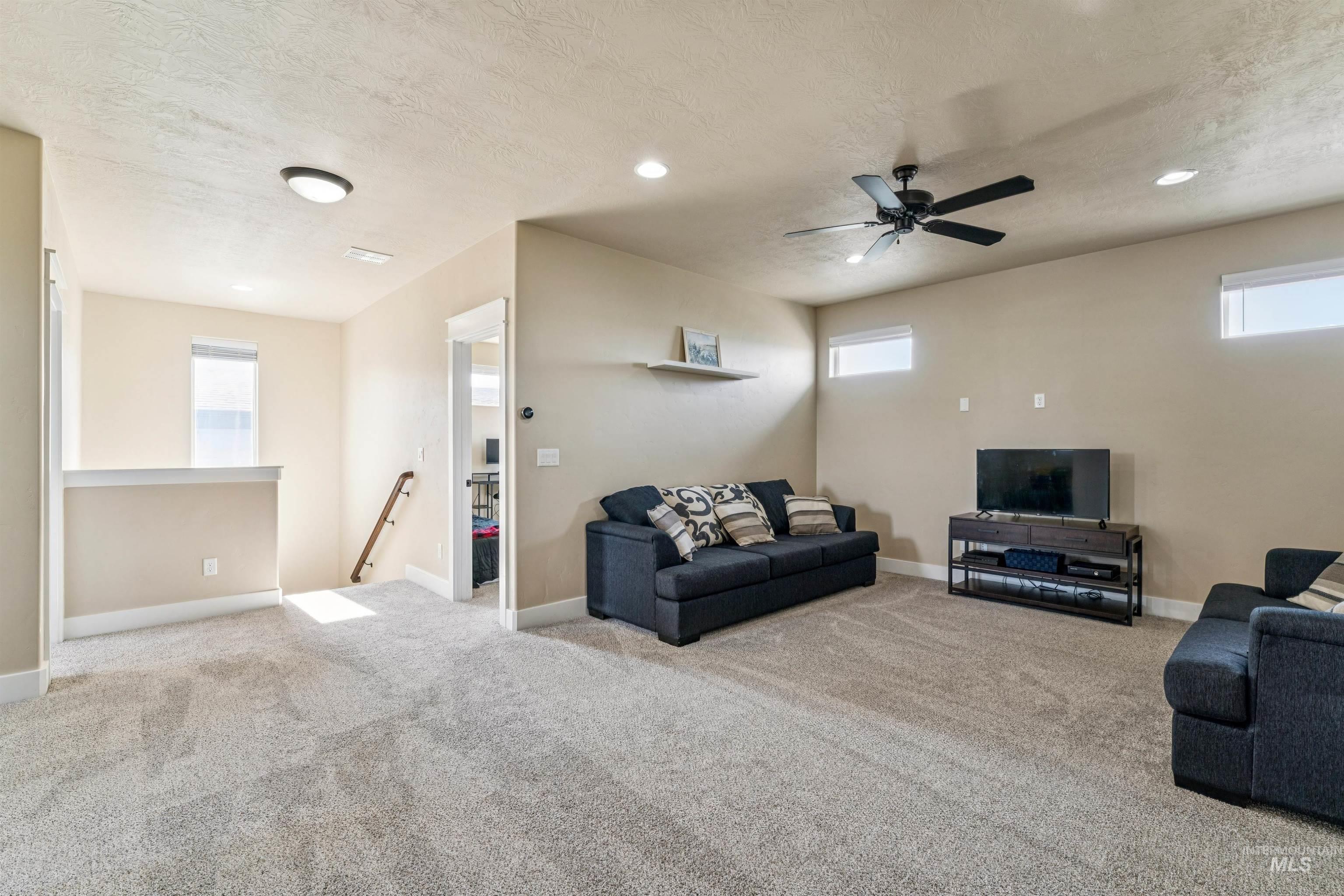 2545 E Taormina Dr, Meridian, Idaho 83642, 5 Bedrooms, 2.5 Bathrooms, Residential For Sale, Price $789,900,MLS 98979445