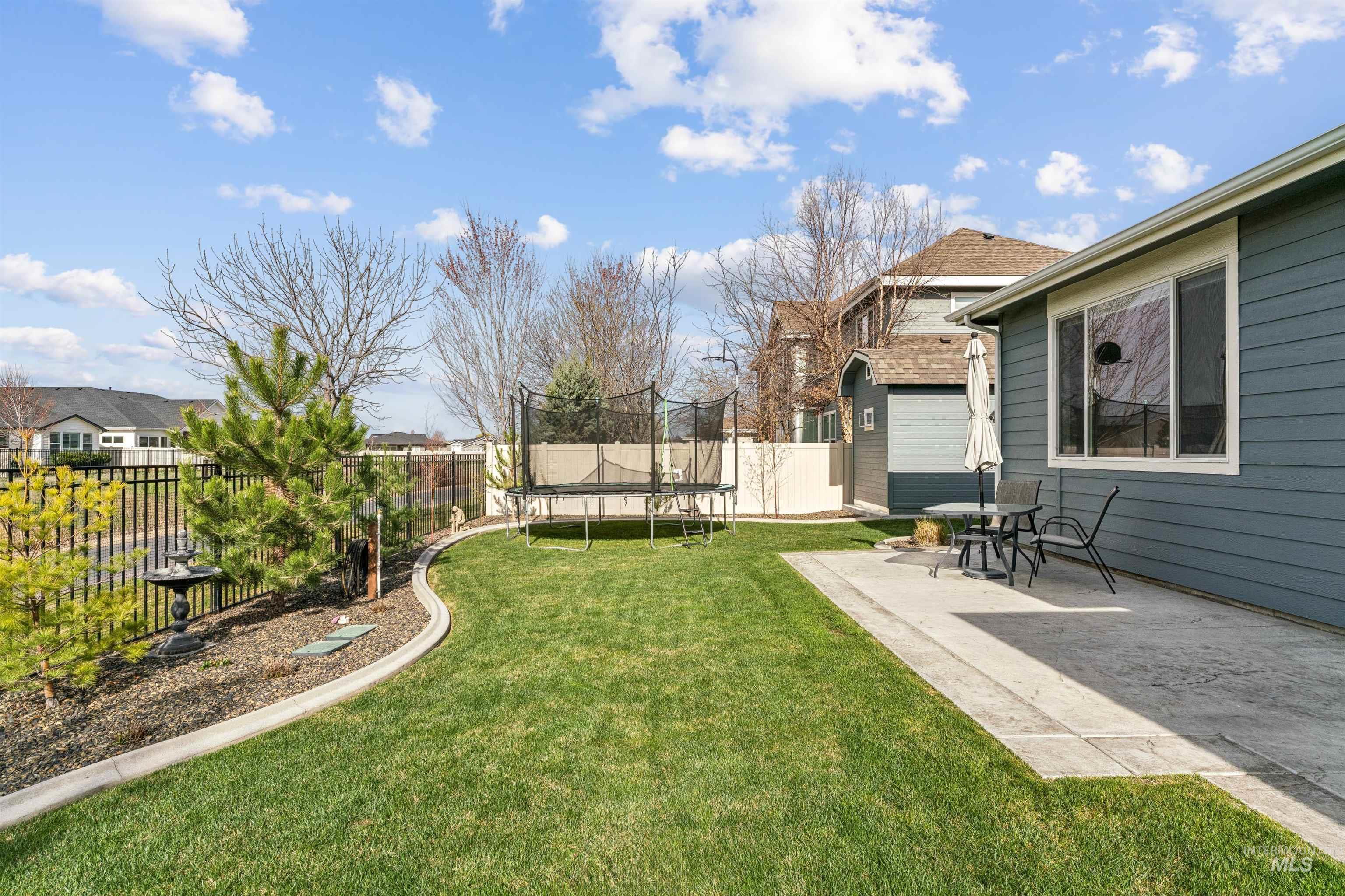 2545 E Taormina Dr, Meridian, Idaho 83642, 5 Bedrooms, 2.5 Bathrooms, Residential For Sale, Price $789,900,MLS 98979445