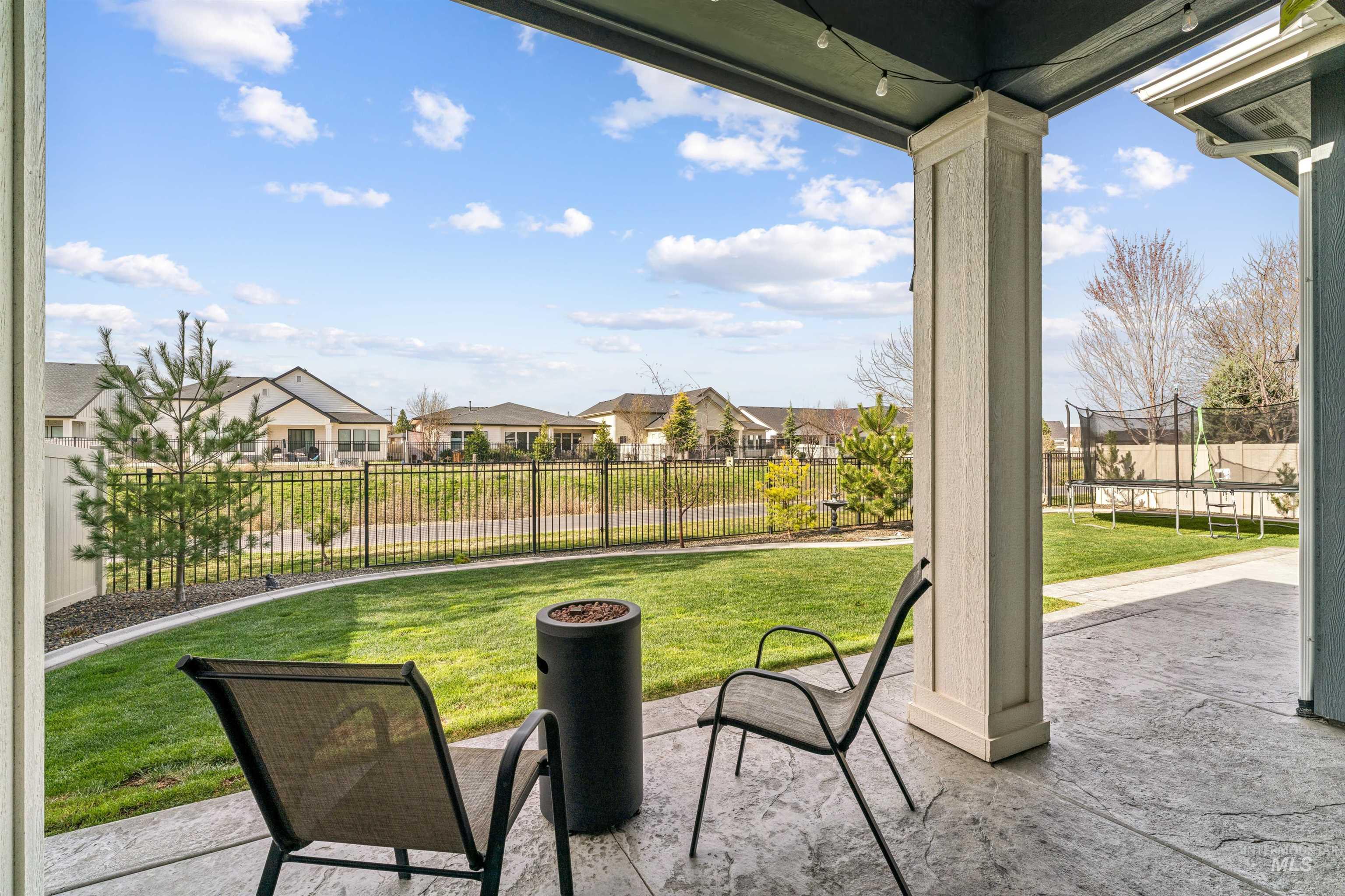 2545 E Taormina Dr, Meridian, Idaho 83642, 5 Bedrooms, 2.5 Bathrooms, Residential For Sale, Price $789,900,MLS 98979445