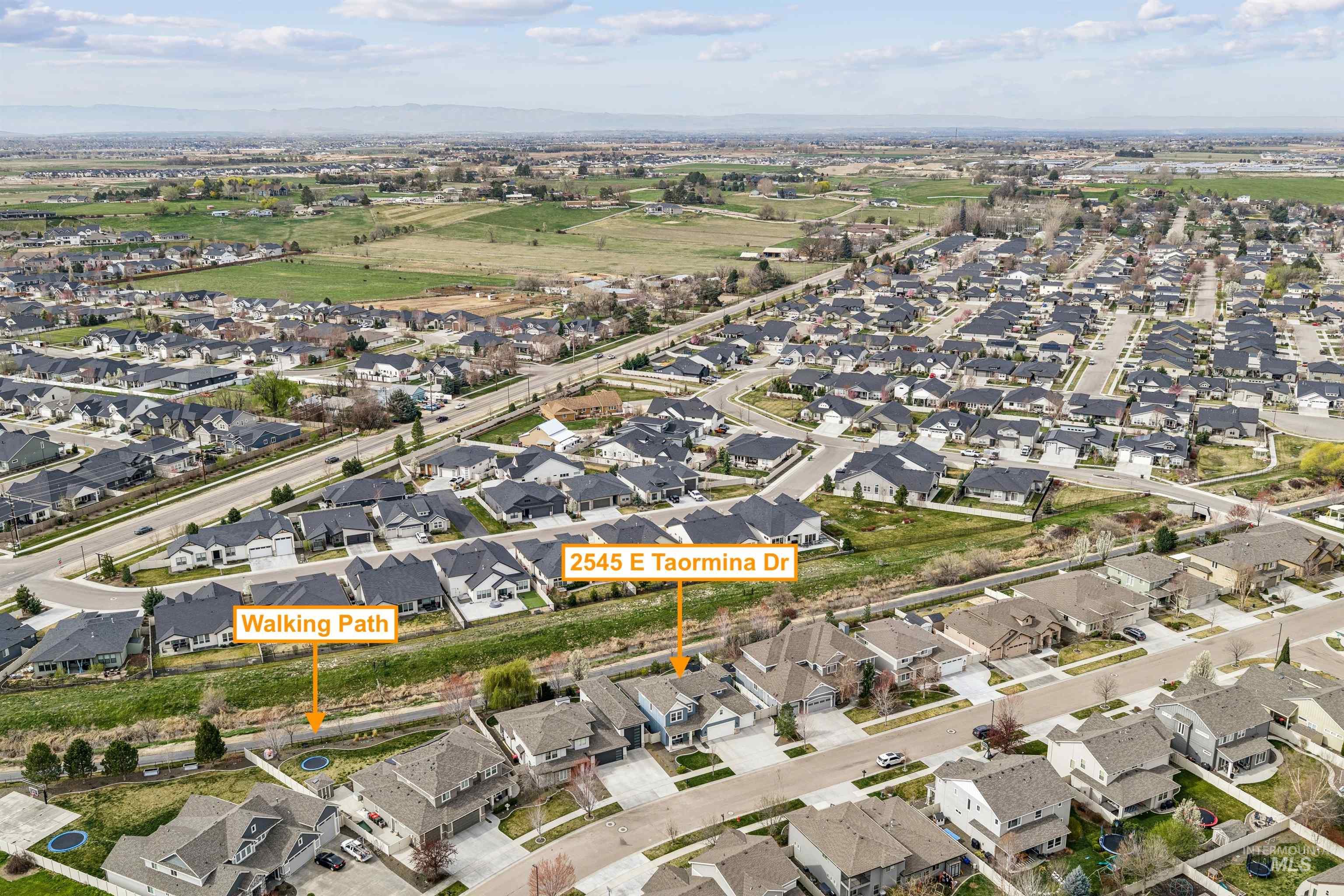 2545 E Taormina Dr, Meridian, Idaho 83642, 5 Bedrooms, 2.5 Bathrooms, Residential For Sale, Price $789,900,MLS 98979445