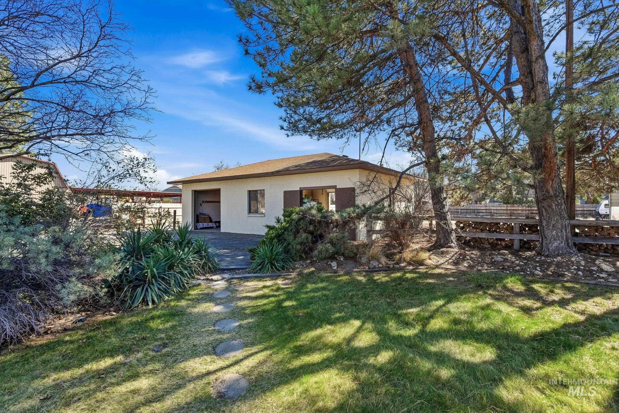 12055 W Mcmillan Rd, Boise, Idaho 83713, 3 Bedrooms, 2 Bathrooms, Residential For Sale, Price $799,000,MLS 98979447