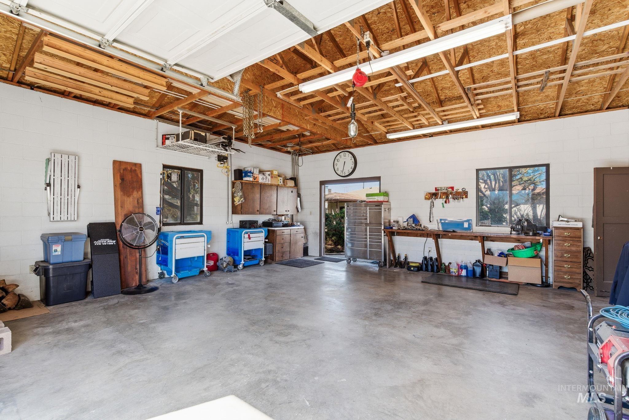 12055 W Mcmillan Rd, Boise, Idaho 83713, 3 Bedrooms, 2 Bathrooms, Residential For Sale, Price $799,000,MLS 98979447