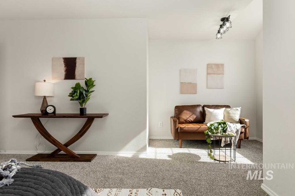 650 Teton Dr., Mountain Home, Idaho 83647, 3 Bedrooms, 2.5 Bathrooms, Residential For Sale, Price $359,900,MLS 98979449