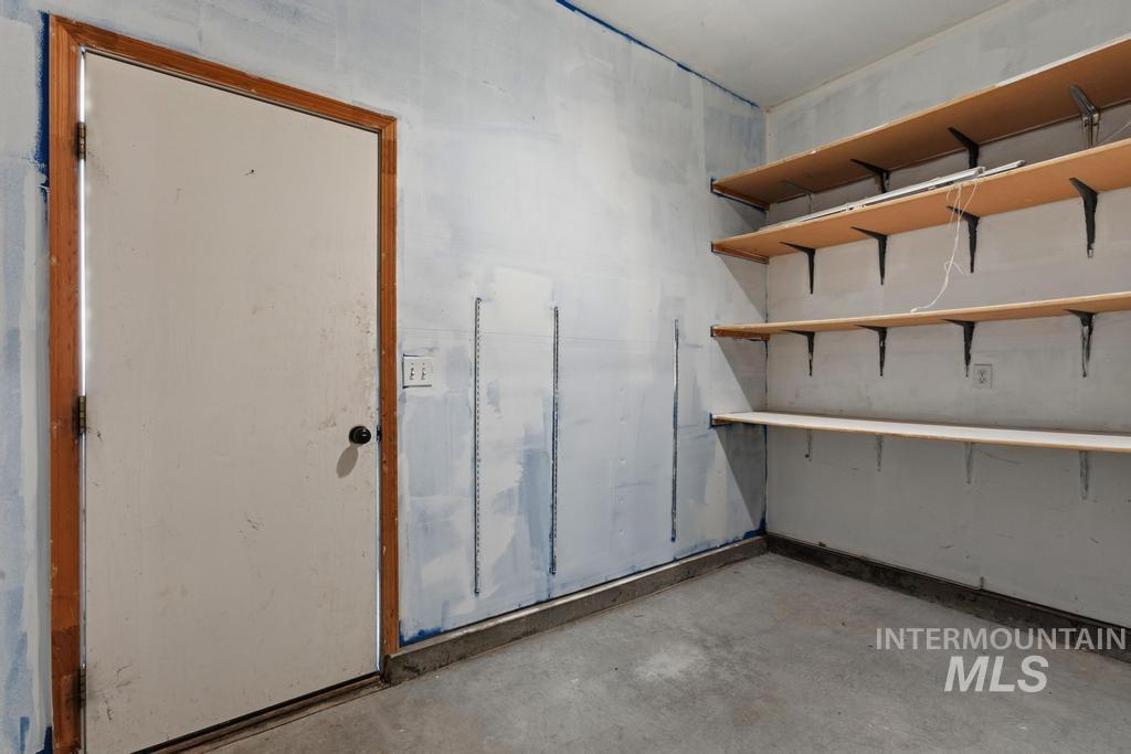 650 Teton Dr., Mountain Home, Idaho 83647, 3 Bedrooms, 2.5 Bathrooms, Residential For Sale, Price $359,900,MLS 98979449