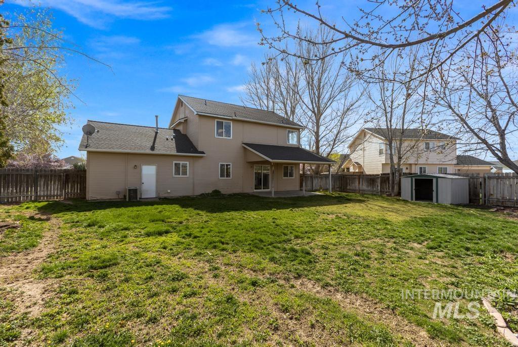 650 Teton Dr., Mountain Home, Idaho 83647, 3 Bedrooms, 2.5 Bathrooms, Residential For Sale, Price $359,900,MLS 98979449