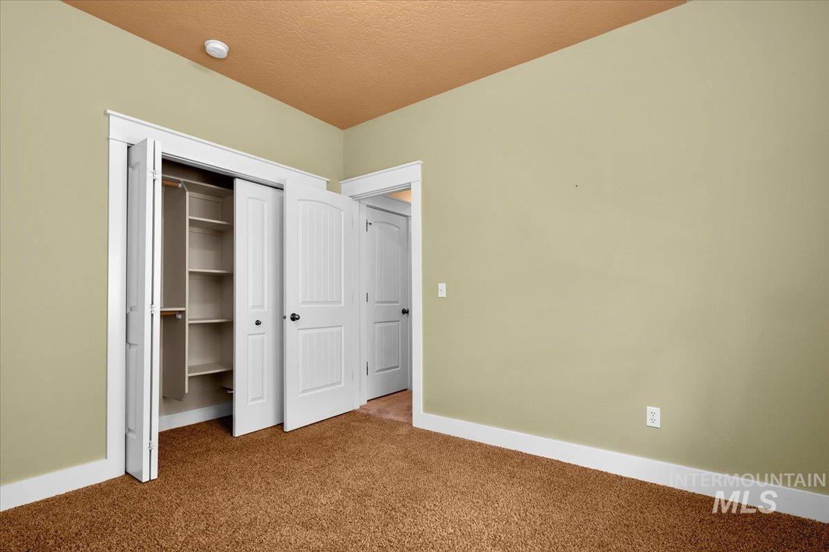 6213 W Geneva St, Boise, Idaho 83703, 3 Bedrooms, 2 Bathrooms, Residential For Sale, Price $450,000,MLS 98979450