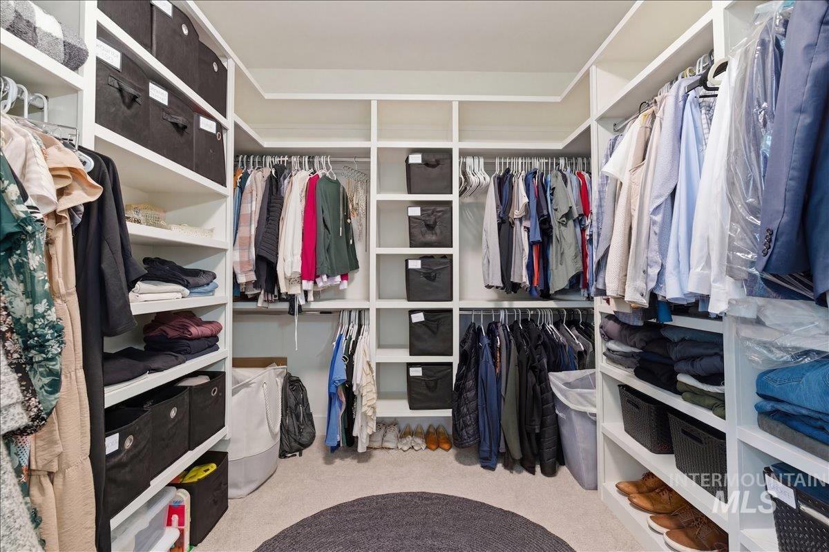 2590 E McIntosh Ct, Emmett, Idaho 83617, 5 Bedrooms, 3 Bathrooms, Residential For Sale, Price $699,900,MLS 98979451