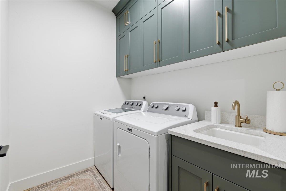 2590 E McIntosh Ct, Emmett, Idaho 83617, 5 Bedrooms, 3 Bathrooms, Residential For Sale, Price $699,900,MLS 98979451