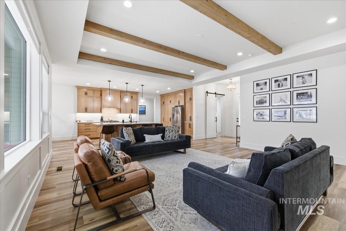 2590 E McIntosh Ct, Emmett, Idaho 83617, 5 Bedrooms, 3 Bathrooms, Residential For Sale, Price $699,900,MLS 98979451