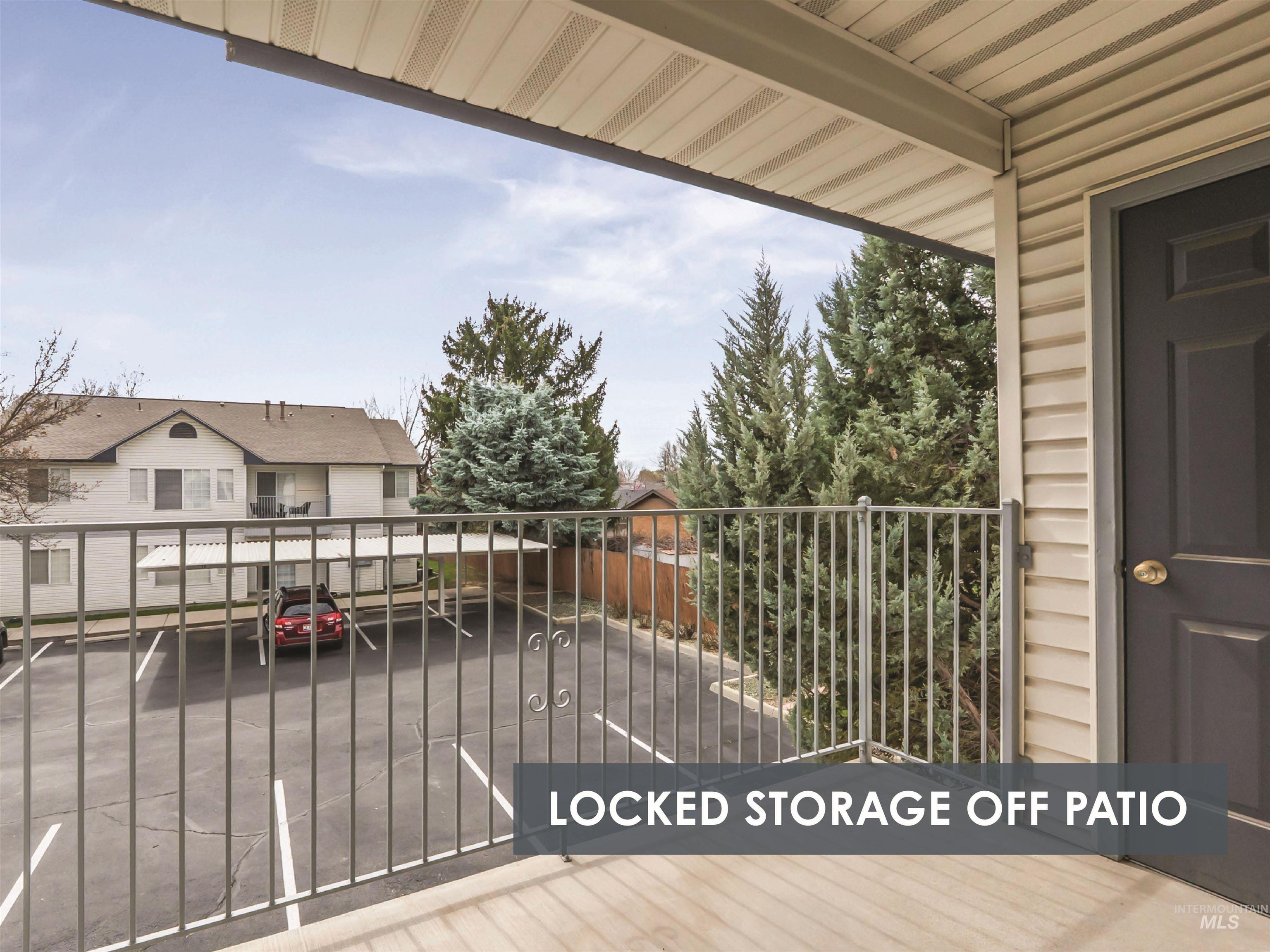 2261 S Challenger Lane, Boise, Idaho 83705, 2 Bedrooms, 2 Bathrooms, Residential For Sale, Price $299,900,MLS 98979452