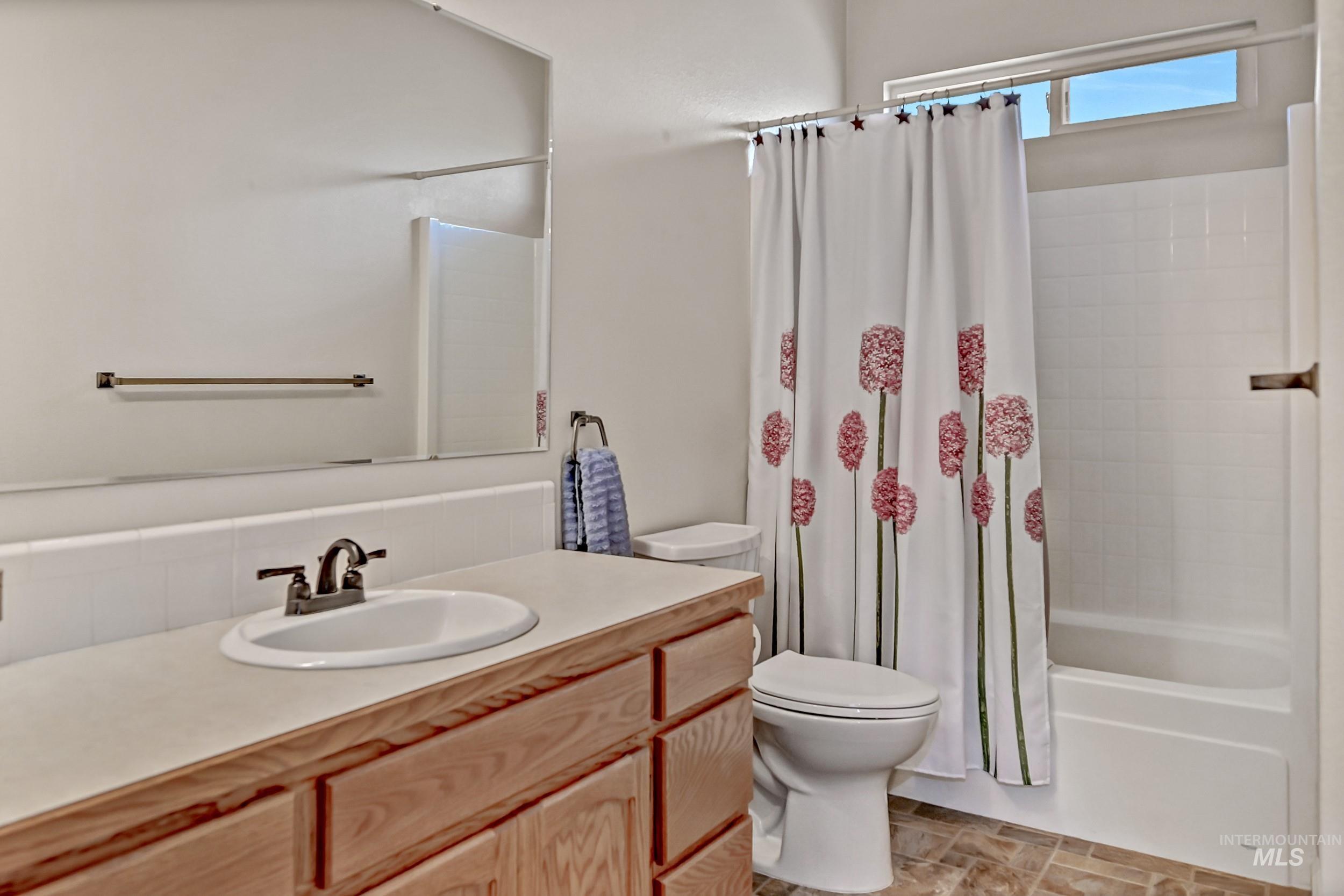 3120 S Gold Bar Ave, Meridian, Idaho 83642, 3 Bedrooms, 2 Bathrooms, Residential For Sale, Price $595,000,MLS 98979453