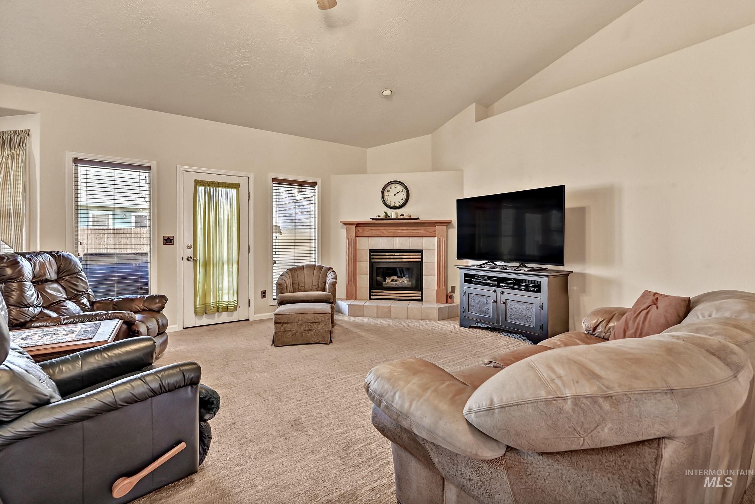 3120 S Gold Bar Ave, Meridian, Idaho 83642, 3 Bedrooms, 2 Bathrooms, Residential For Sale, Price $595,000,MLS 98979453