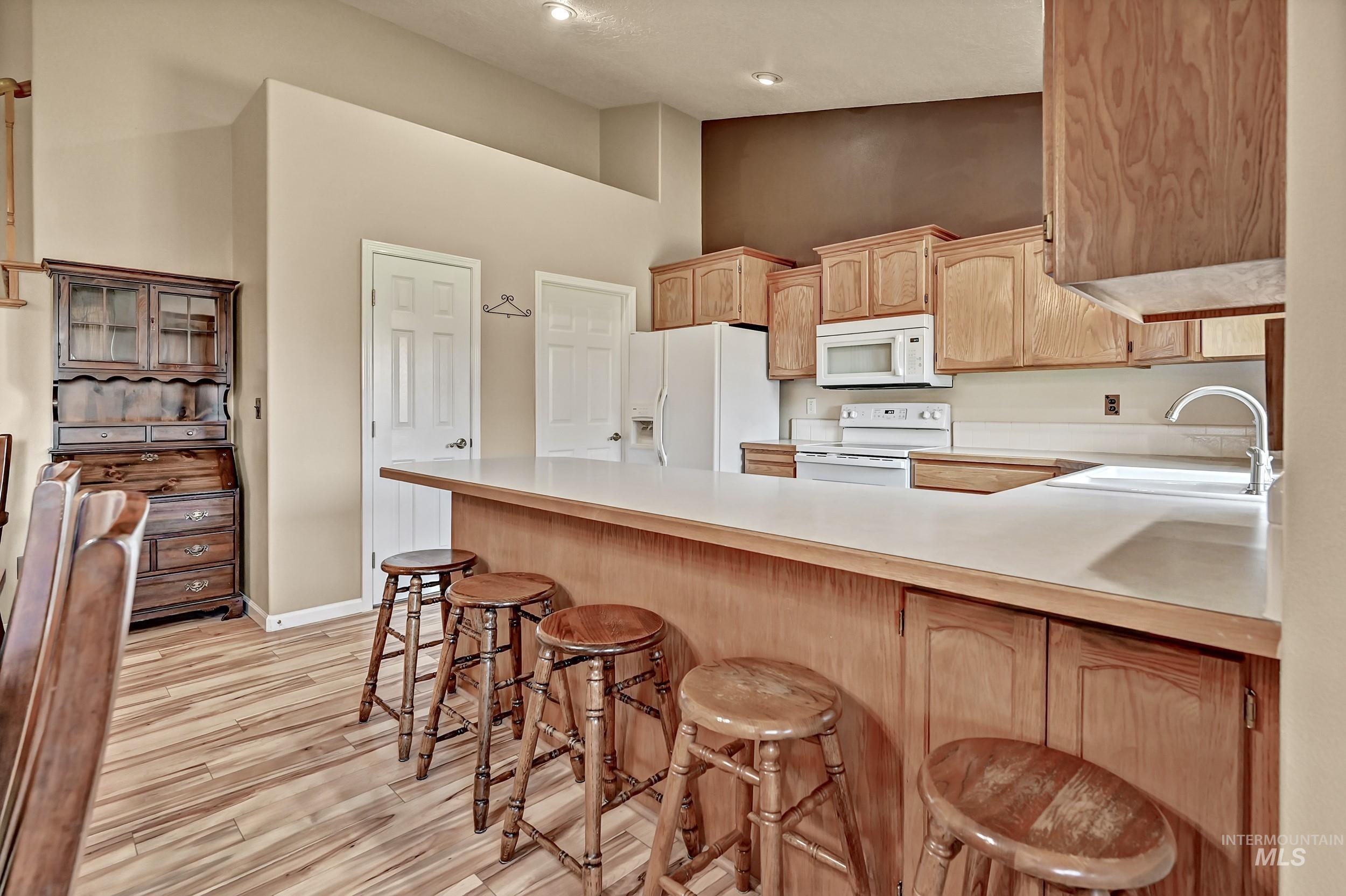 3120 S Gold Bar Ave, Meridian, Idaho 83642, 3 Bedrooms, 2 Bathrooms, Residential For Sale, Price $595,000,MLS 98979453