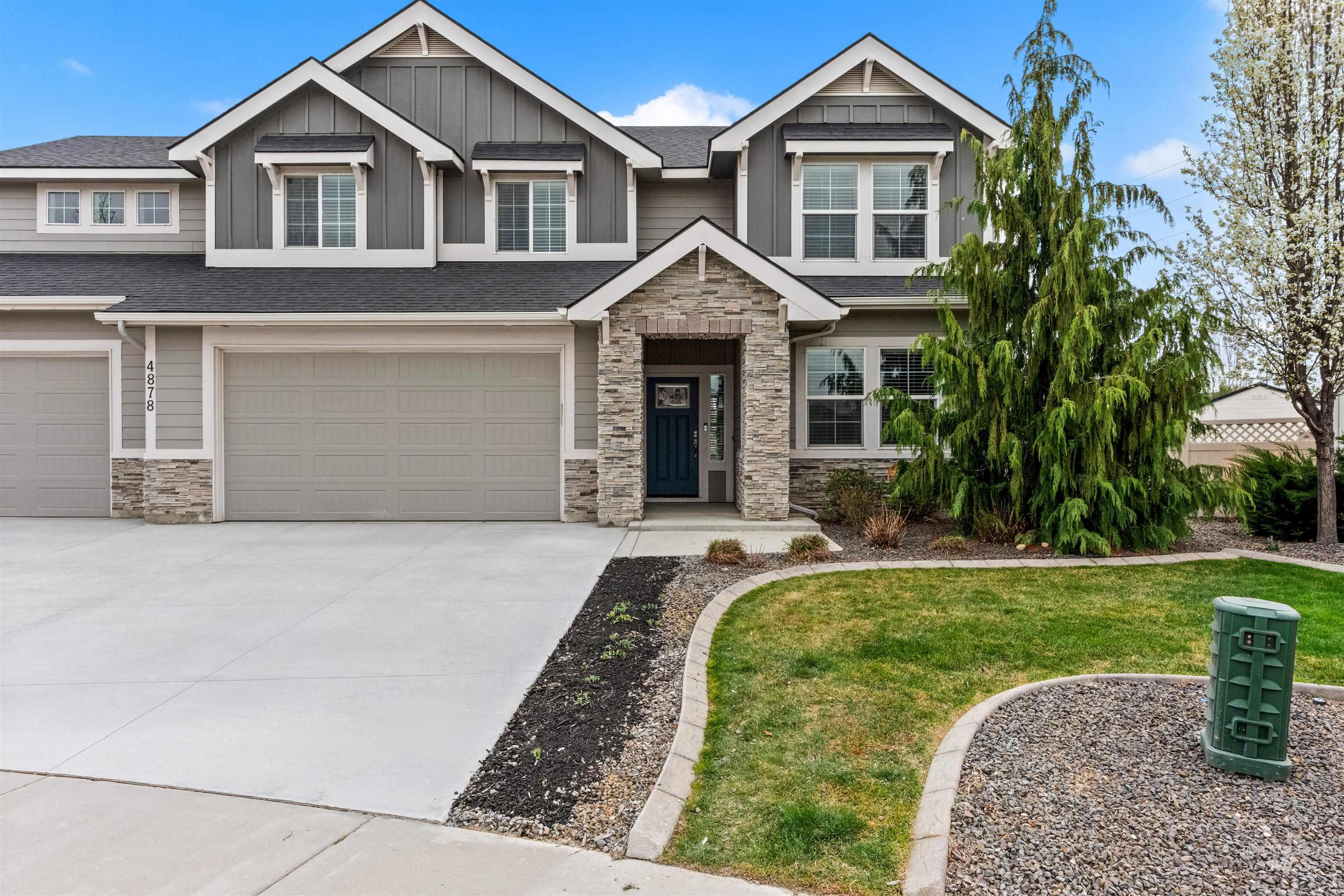 4878 N Botticelli Avenue, Meridian, Idaho 83646, 5 Bedrooms, 3.5 Bathrooms, Residential For Sale, Price $875,000,MLS 98979454