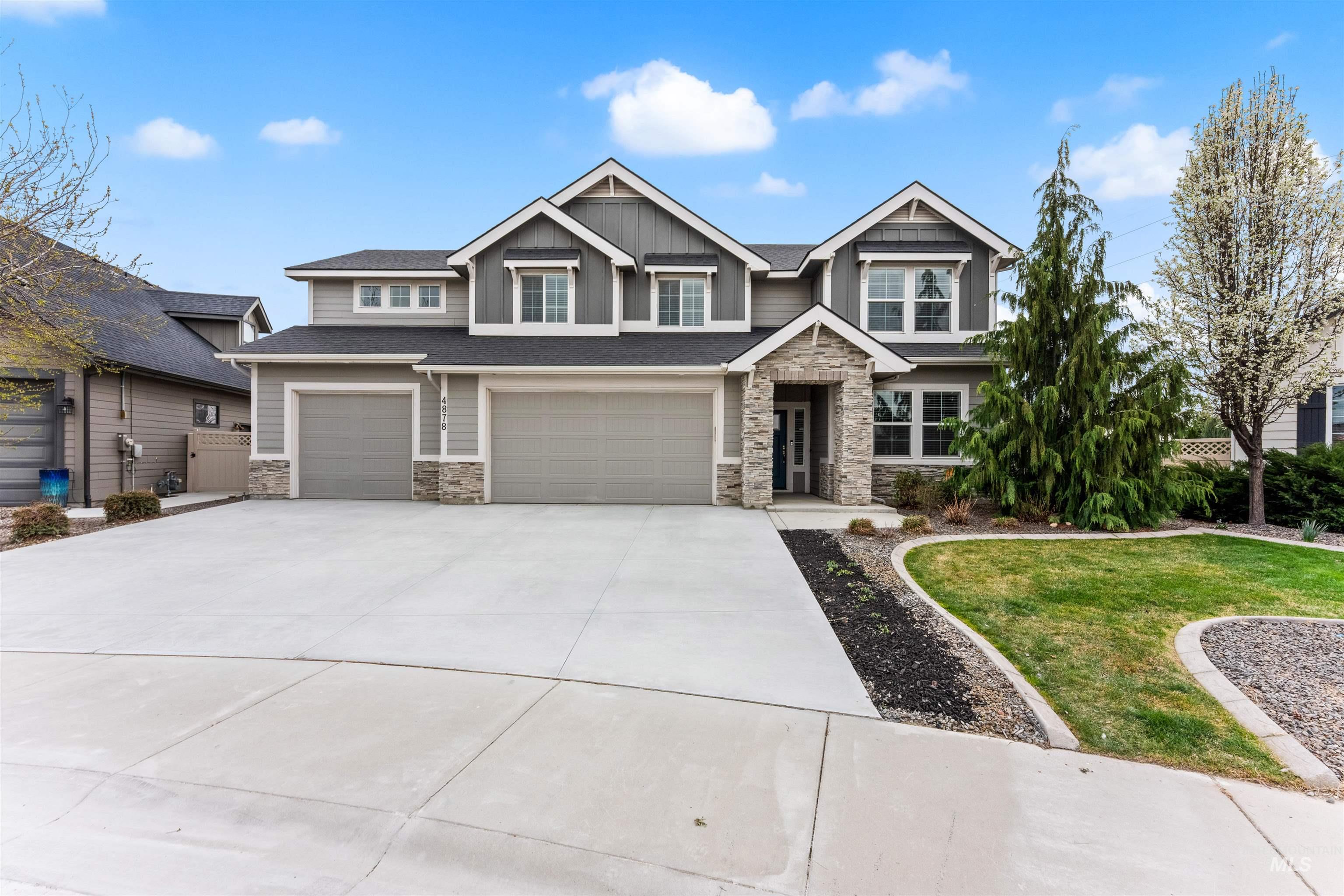 4878 N Botticelli Avenue, Meridian, Idaho 83646, 5 Bedrooms, 3.5 Bathrooms, Residential For Sale, Price $899,900,MLS 98979454