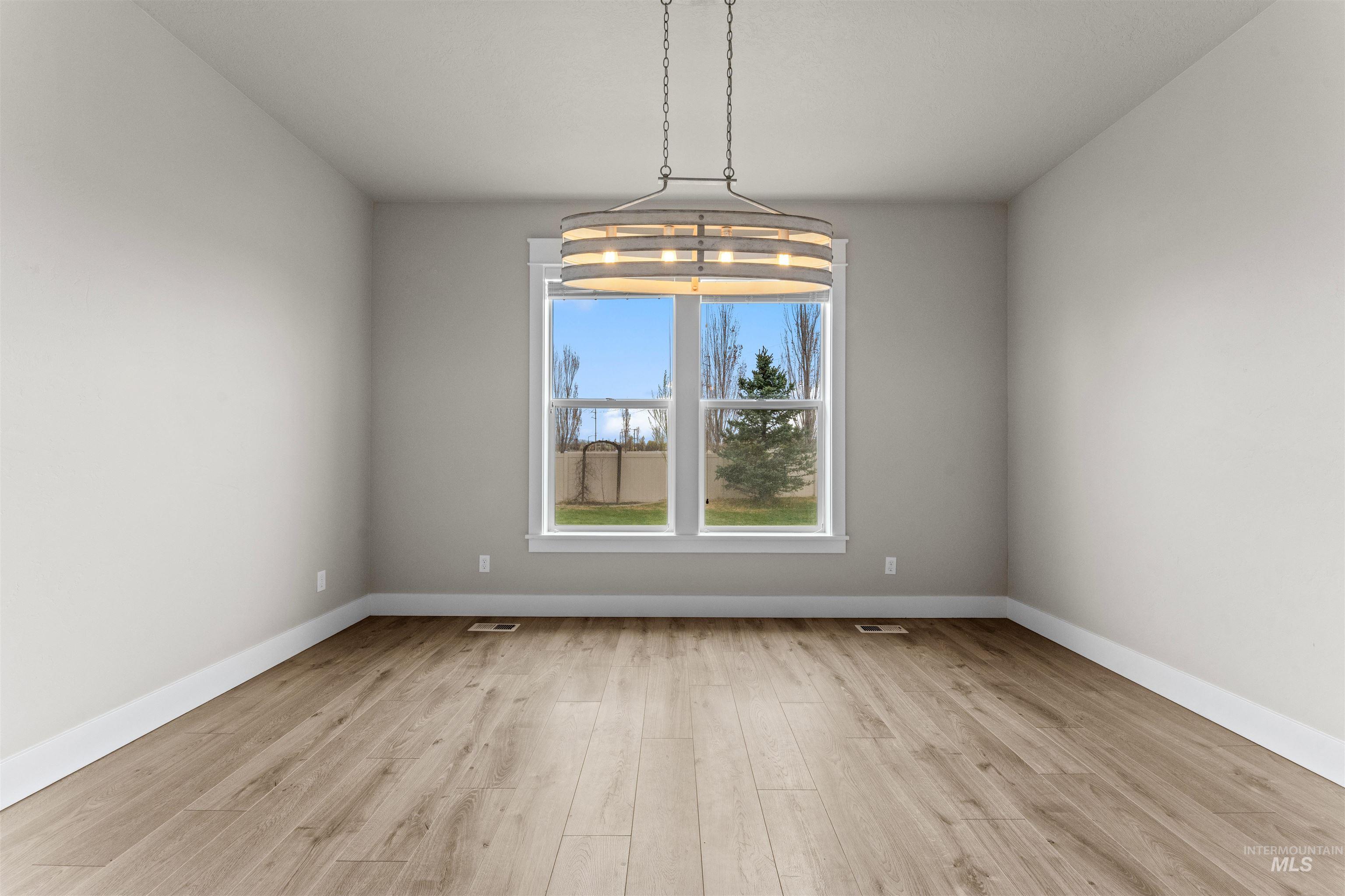 4878 N Botticelli Avenue, Meridian, Idaho 83646, 5 Bedrooms, 3.5 Bathrooms, Residential For Sale, Price $899,900,MLS 98979454