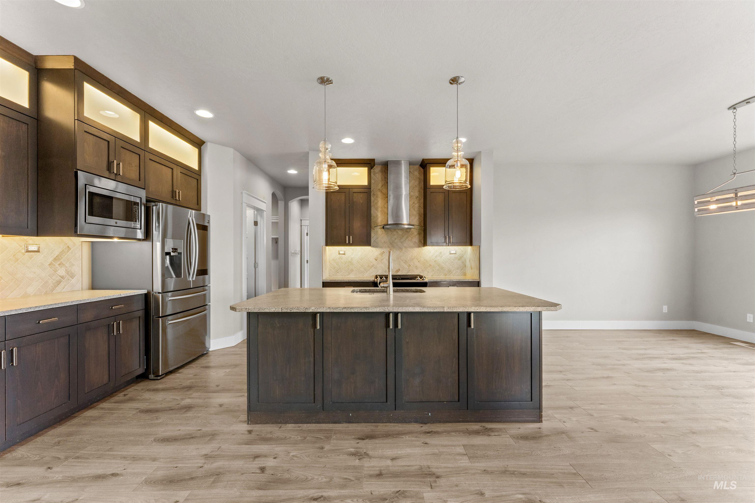 4878 N Botticelli Avenue, Meridian, Idaho 83646, 5 Bedrooms, 3.5 Bathrooms, Residential For Sale, Price $899,900,MLS 98979454