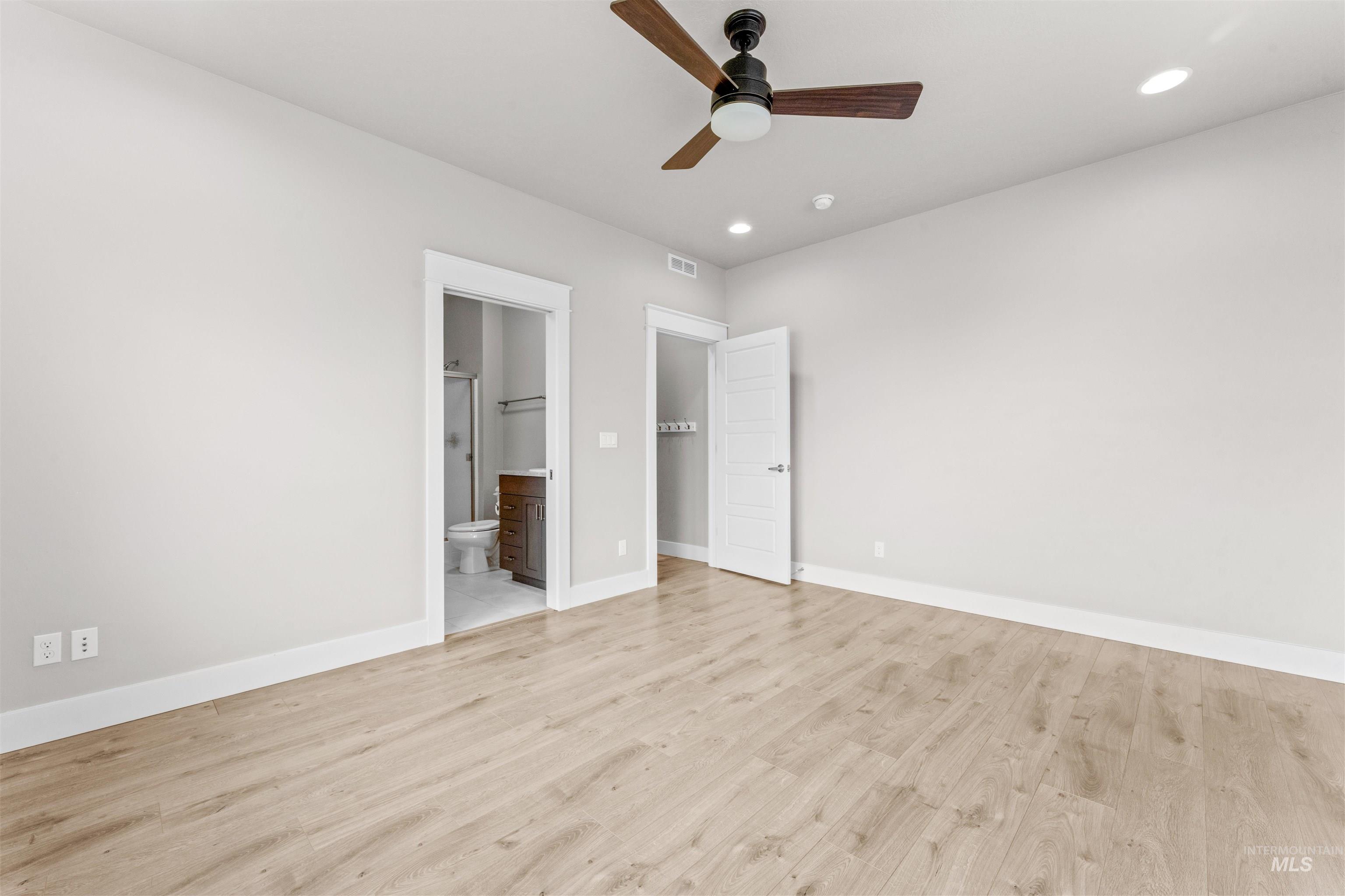 4878 N Botticelli Avenue, Meridian, Idaho 83646, 5 Bedrooms, 3.5 Bathrooms, Residential For Sale, Price $899,900,MLS 98979454