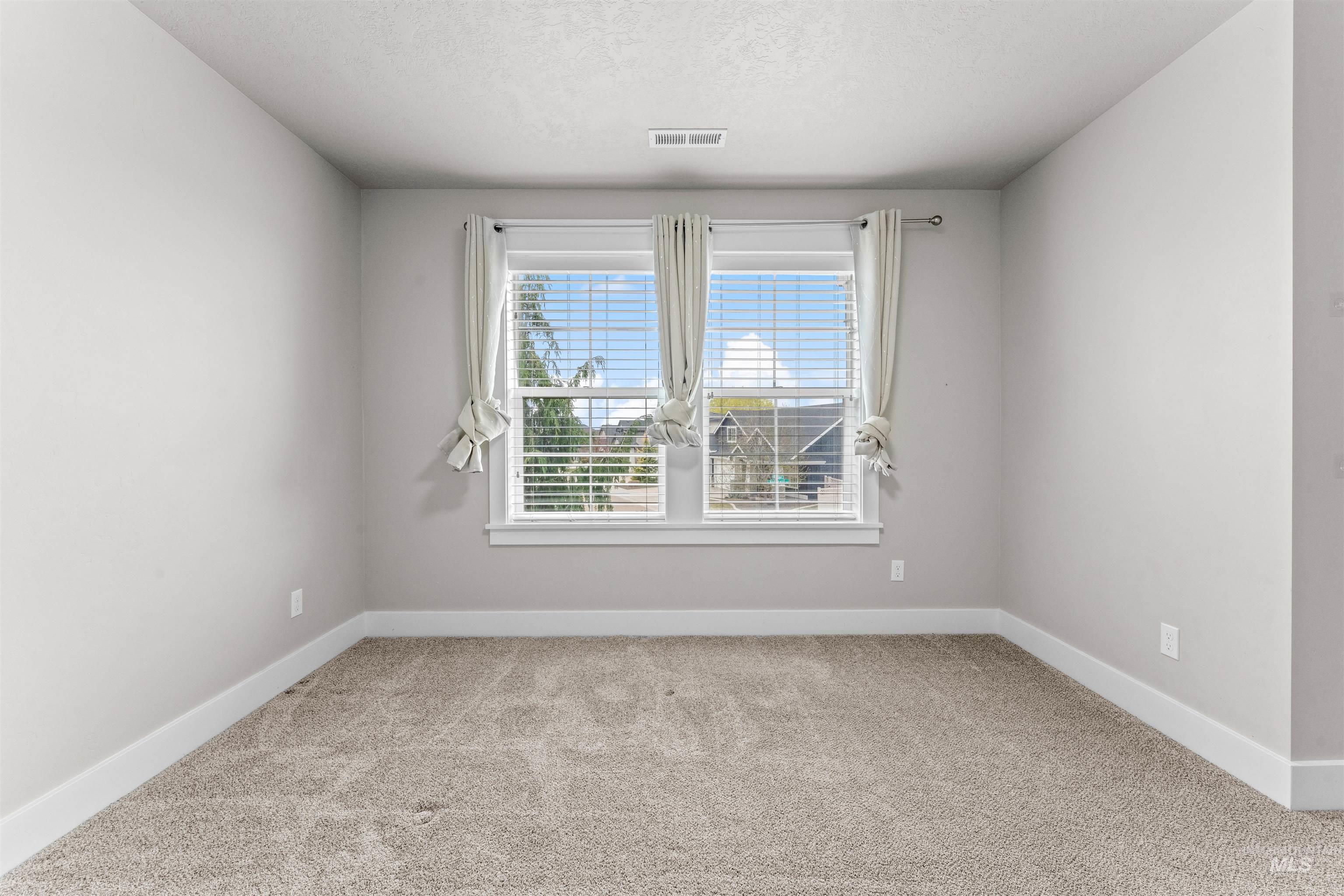 4878 N Botticelli Avenue, Meridian, Idaho 83646, 5 Bedrooms, 3.5 Bathrooms, Residential For Sale, Price $899,900,MLS 98979454