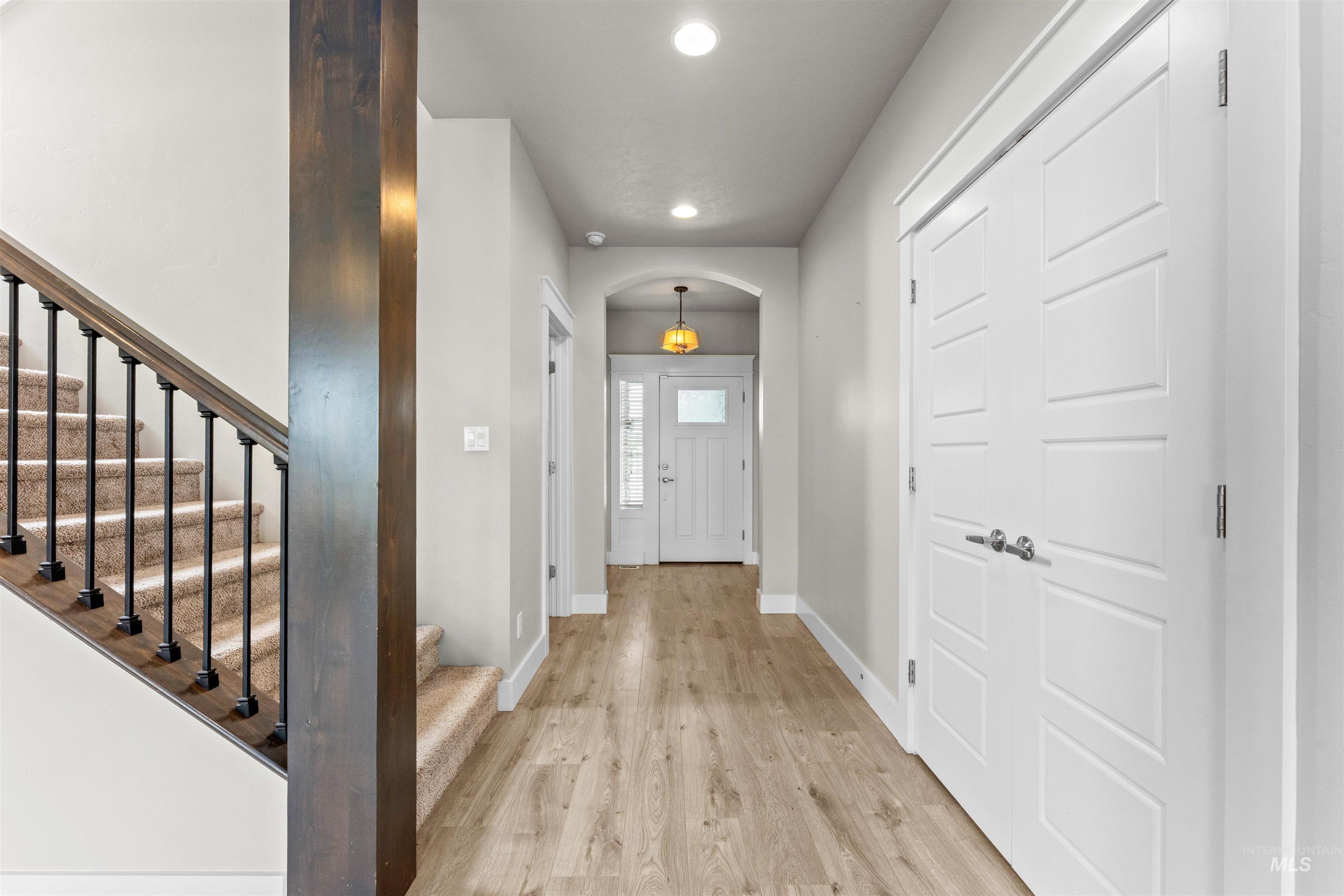 4878 N Botticelli Avenue, Meridian, Idaho 83646, 5 Bedrooms, 3.5 Bathrooms, Residential For Sale, Price $899,900,MLS 98979454