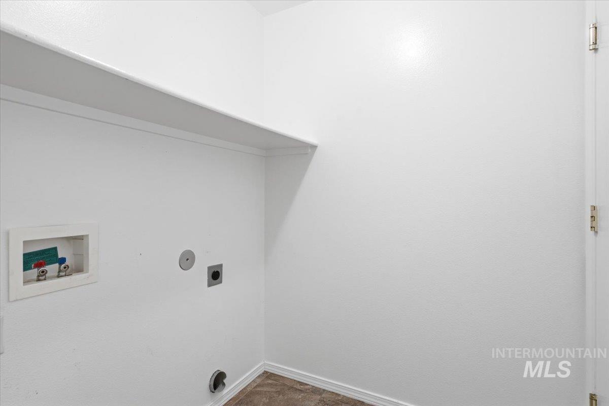 5605 Buckboard Ave, Caldwell, Idaho 83607, 3 Bedrooms, 2 Bathrooms, Residential For Sale, Price $347,900,MLS 98979455