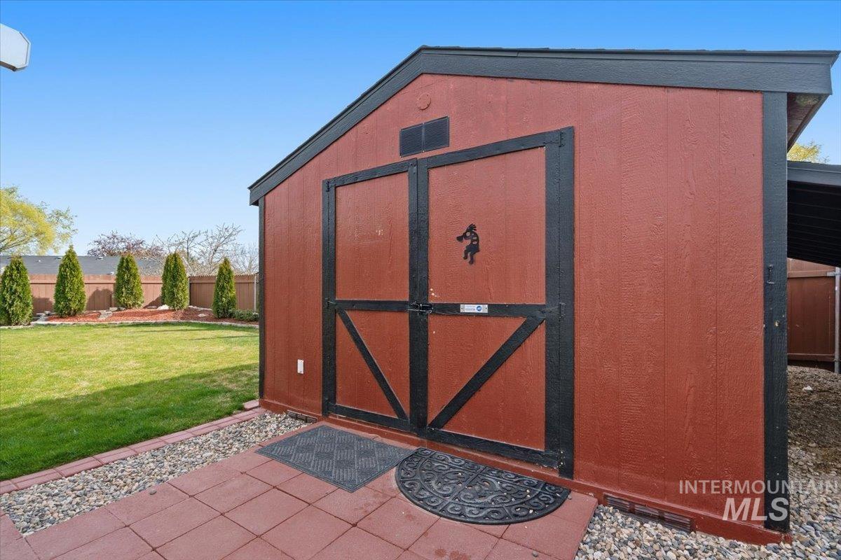 5605 Buckboard Ave, Caldwell, Idaho 83607, 3 Bedrooms, 2 Bathrooms, Residential For Sale, Price $347,900,MLS 98979455