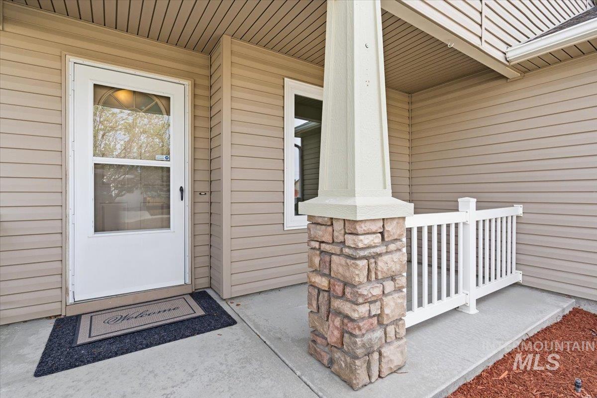 5605 Buckboard Ave, Caldwell, Idaho 83607, 3 Bedrooms, 2 Bathrooms, Residential For Sale, Price $347,900,MLS 98979455