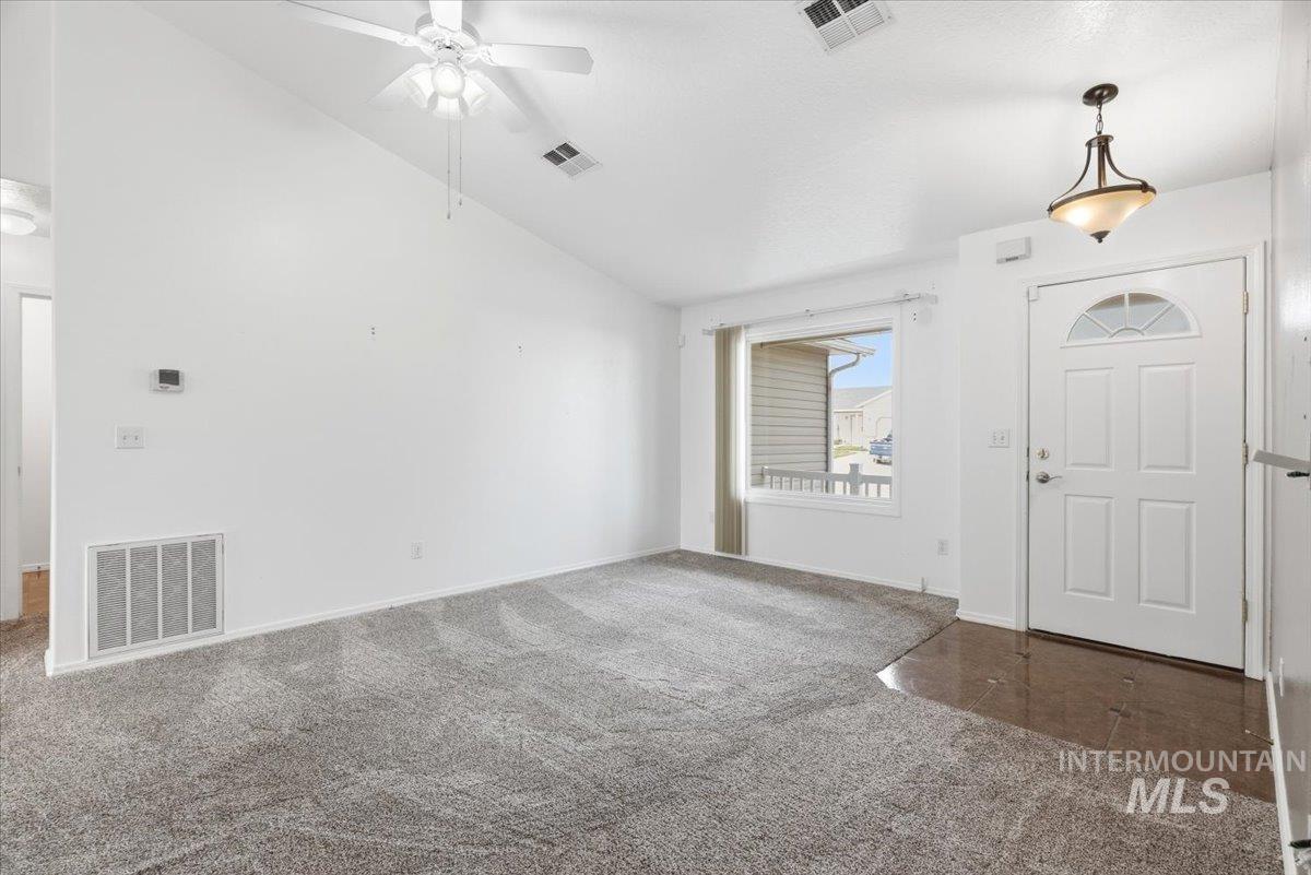 5605 Buckboard Ave, Caldwell, Idaho 83607, 3 Bedrooms, 2 Bathrooms, Residential For Sale, Price $347,900,MLS 98979455