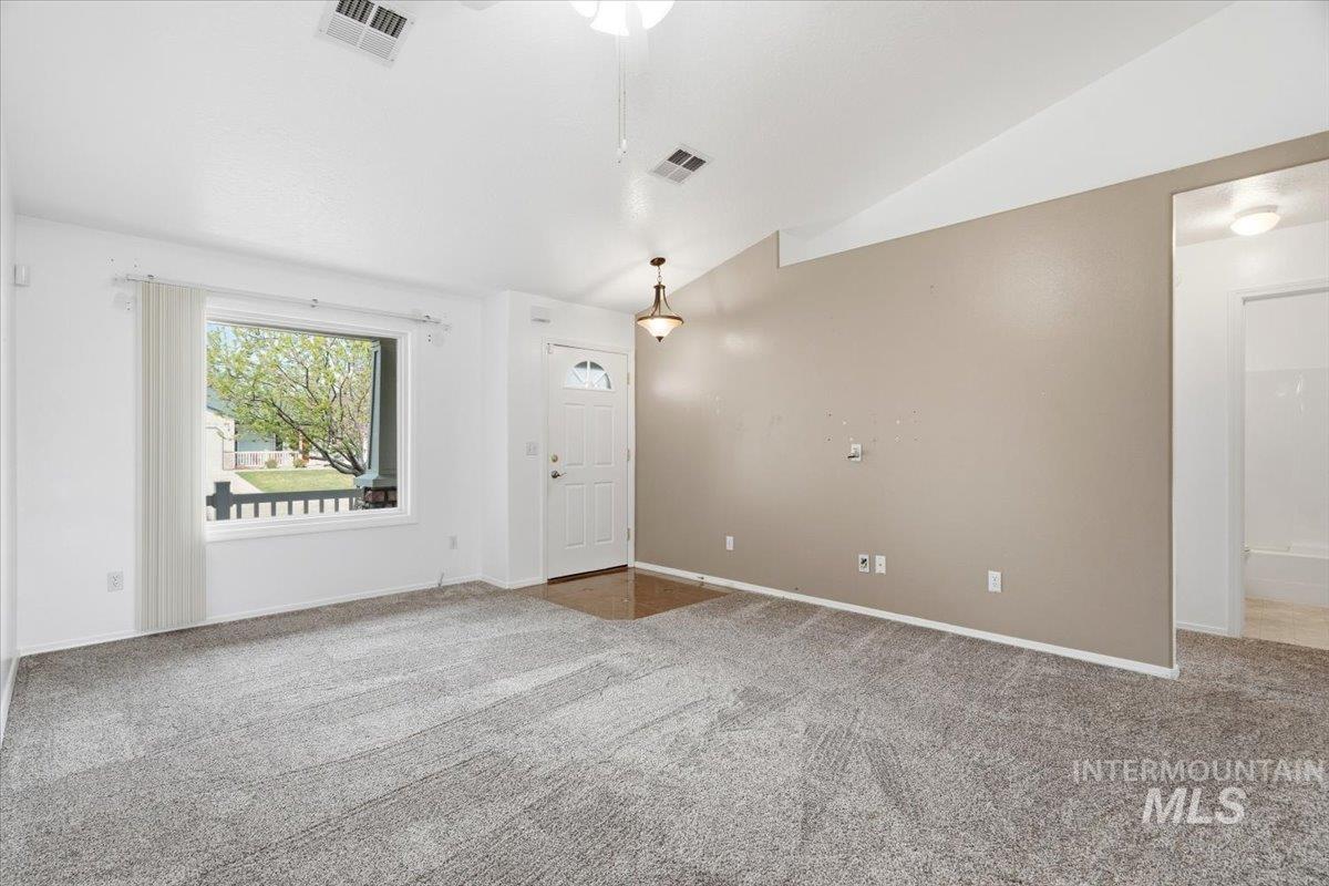 5605 Buckboard Ave, Caldwell, Idaho 83607, 3 Bedrooms, 2 Bathrooms, Residential For Sale, Price $347,900,MLS 98979455