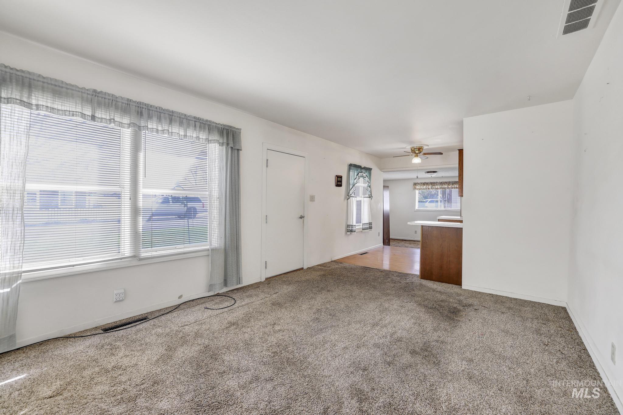 415 Adams St, Twin Falls, Idaho 83301, 3 Bedrooms, 1 Bathroom, Residential For Sale, Price $249,900,MLS 98979456