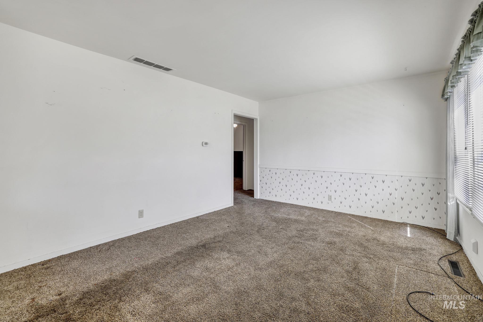 415 Adams St, Twin Falls, Idaho 83301, 3 Bedrooms, 1 Bathroom, Residential For Sale, Price $249,900,MLS 98979456