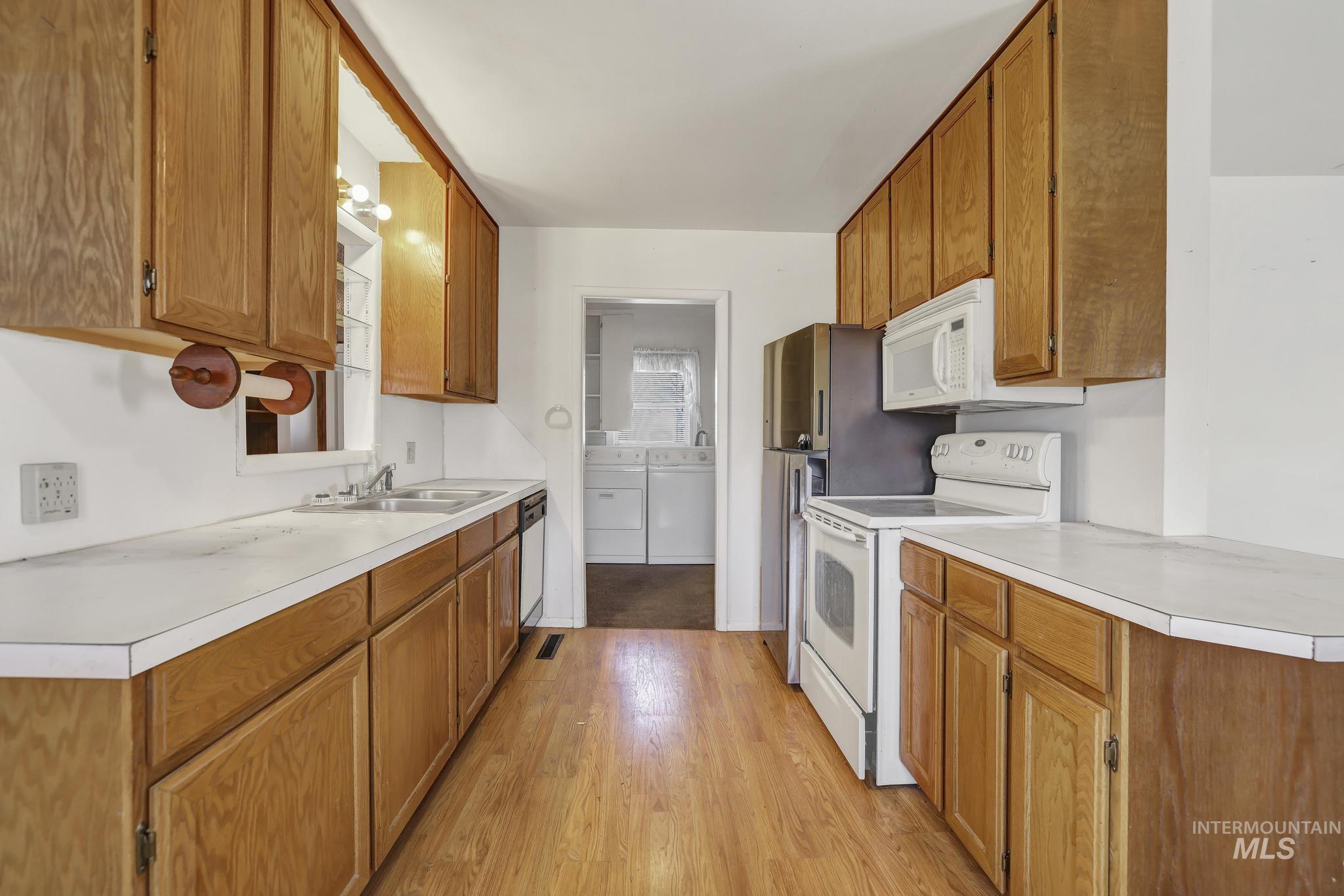 415 Adams St, Twin Falls, Idaho 83301, 3 Bedrooms, 1 Bathroom, Residential For Sale, Price $249,900,MLS 98979456