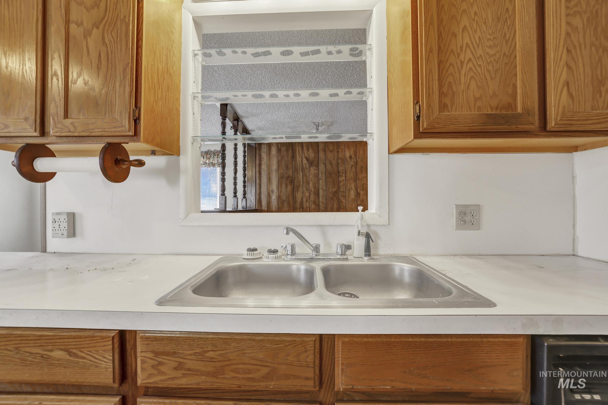 415 Adams St, Twin Falls, Idaho 83301, 3 Bedrooms, 1 Bathroom, Residential For Sale, Price $249,900,MLS 98979456