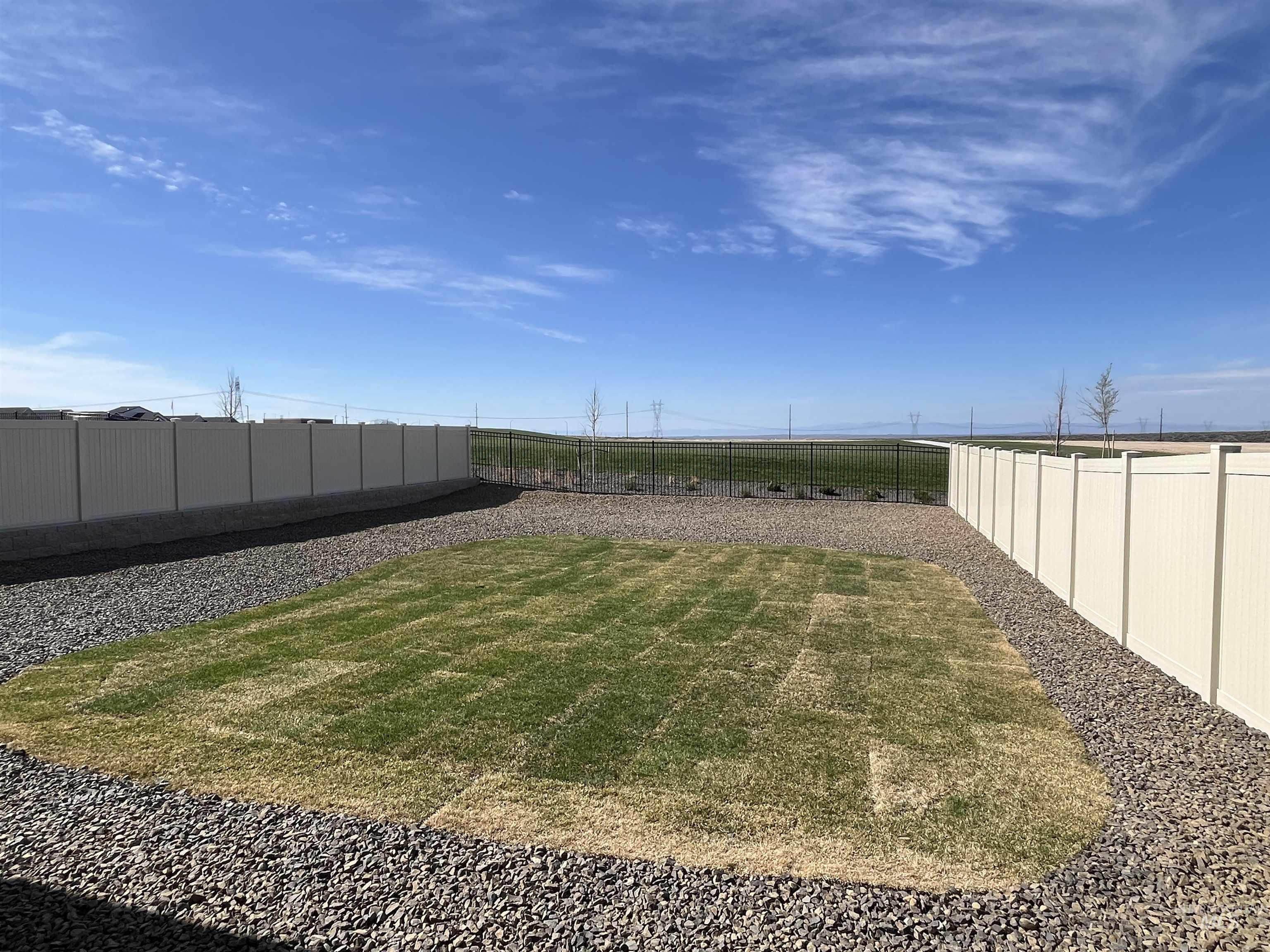 375 S Bumper Way, Boise, Idaho 83716, 4 Bedrooms, 2.5 Bathrooms, Residential For Sale, Price $599,900, 98979457