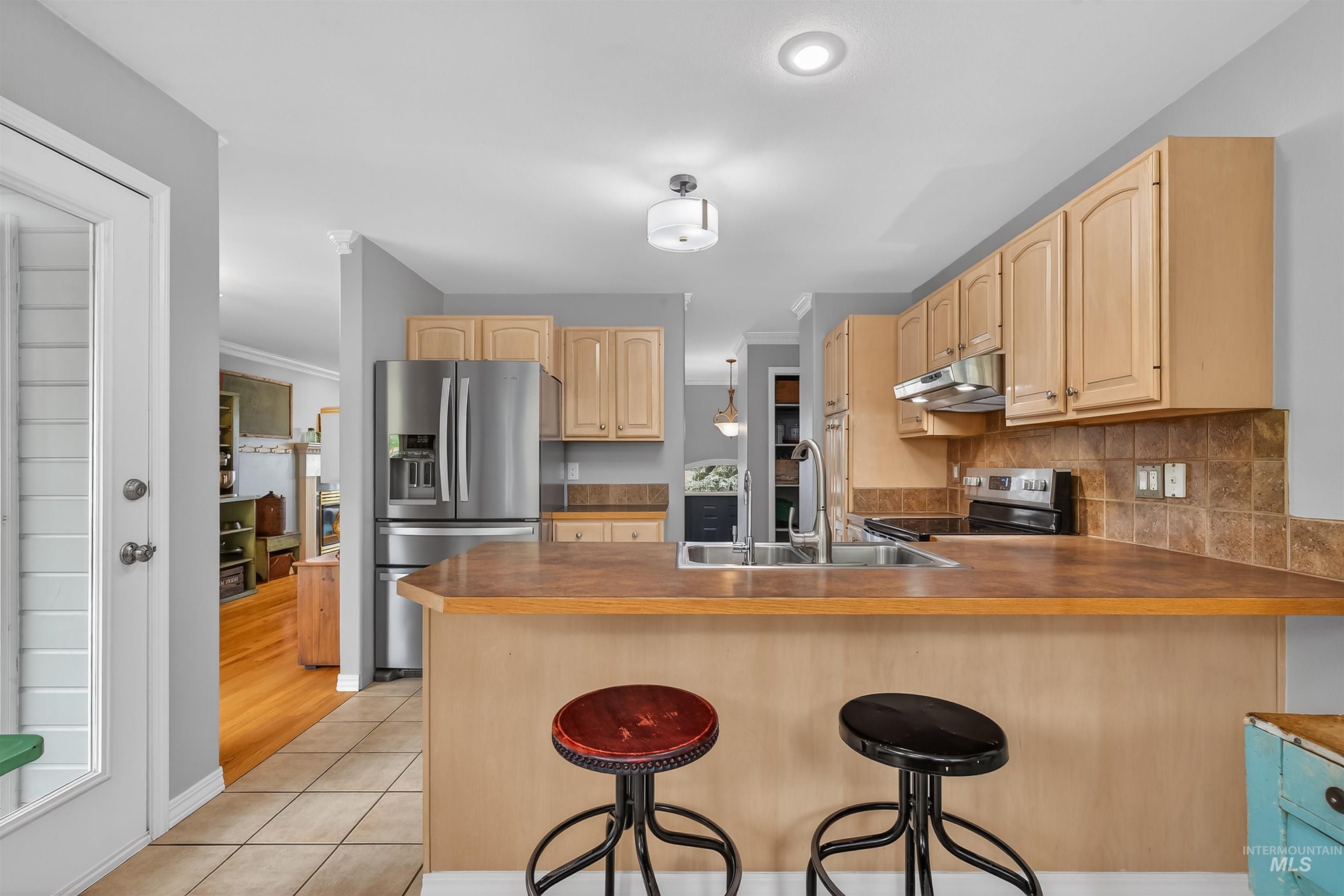 1691 Appaloosa Rd, Moscow, Idaho 83843, 3 Bedrooms, 3 Bathrooms, Residential For Sale, Price $549,000,MLS 98979458