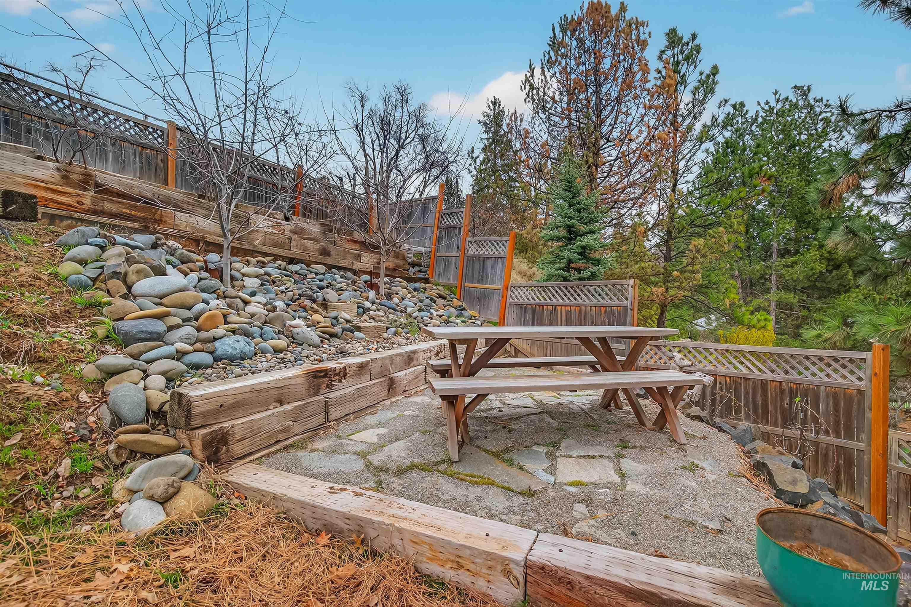 1691 Appaloosa Rd, Moscow, Idaho 83843, 3 Bedrooms, 3 Bathrooms, Residential For Sale, Price $549,000,MLS 98979458