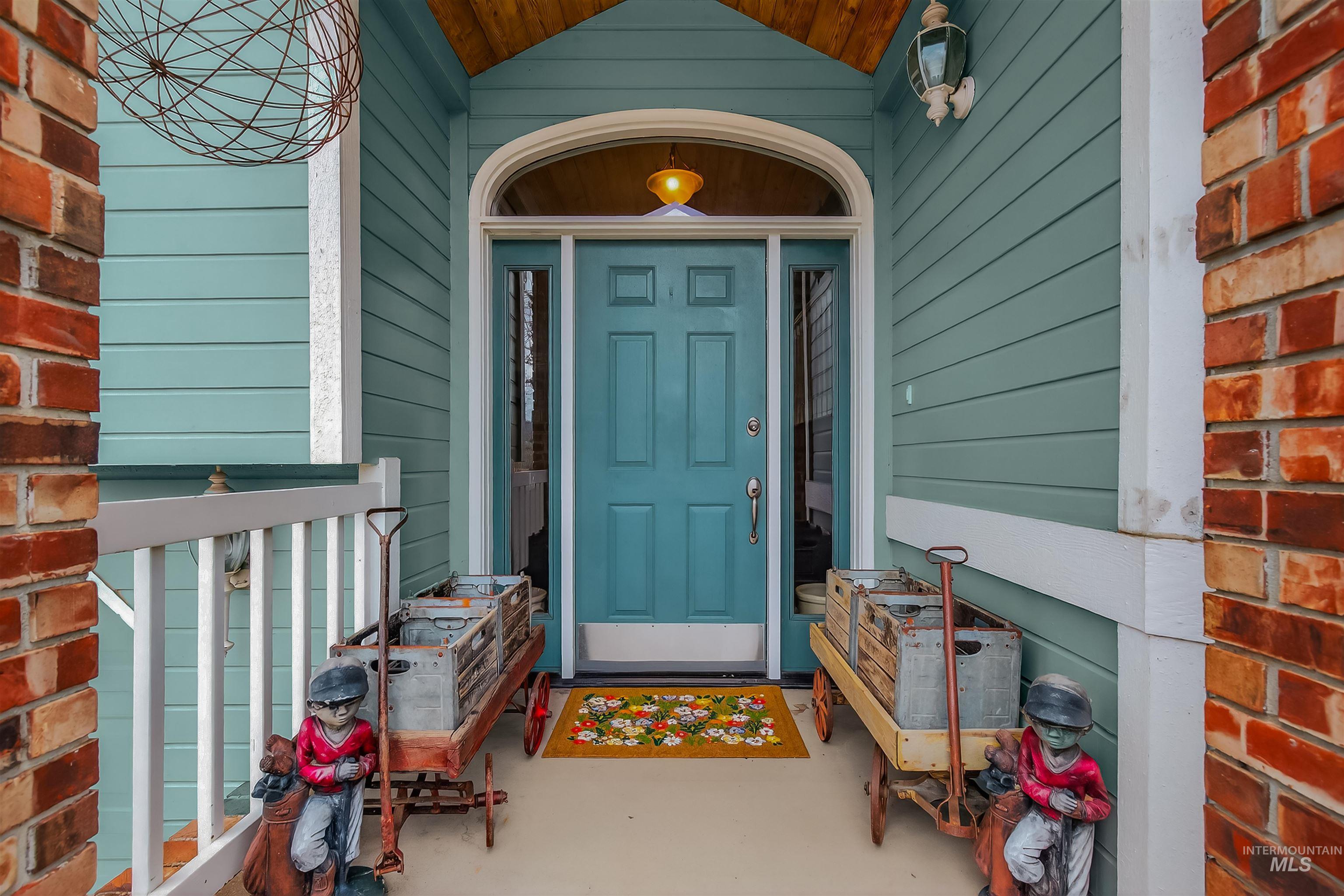 1691 Appaloosa Rd, Moscow, Idaho 83843, 3 Bedrooms, 3 Bathrooms, Residential For Sale, Price $549,000,MLS 98979458