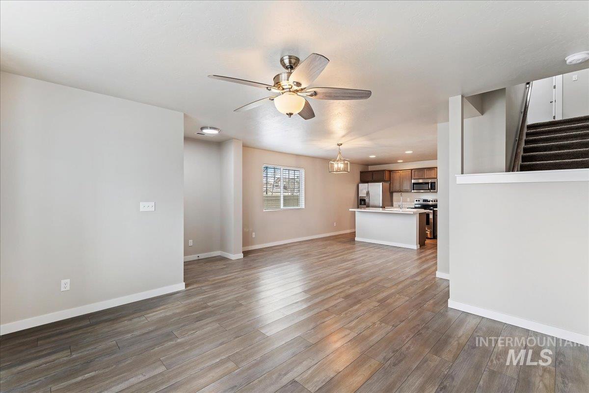 2517 E Goldstone St, Meridian, Idaho 83642-5374, 2 Bedrooms, 2.5 Bathrooms, Residential For Sale, Price $354,990,MLS 98979459