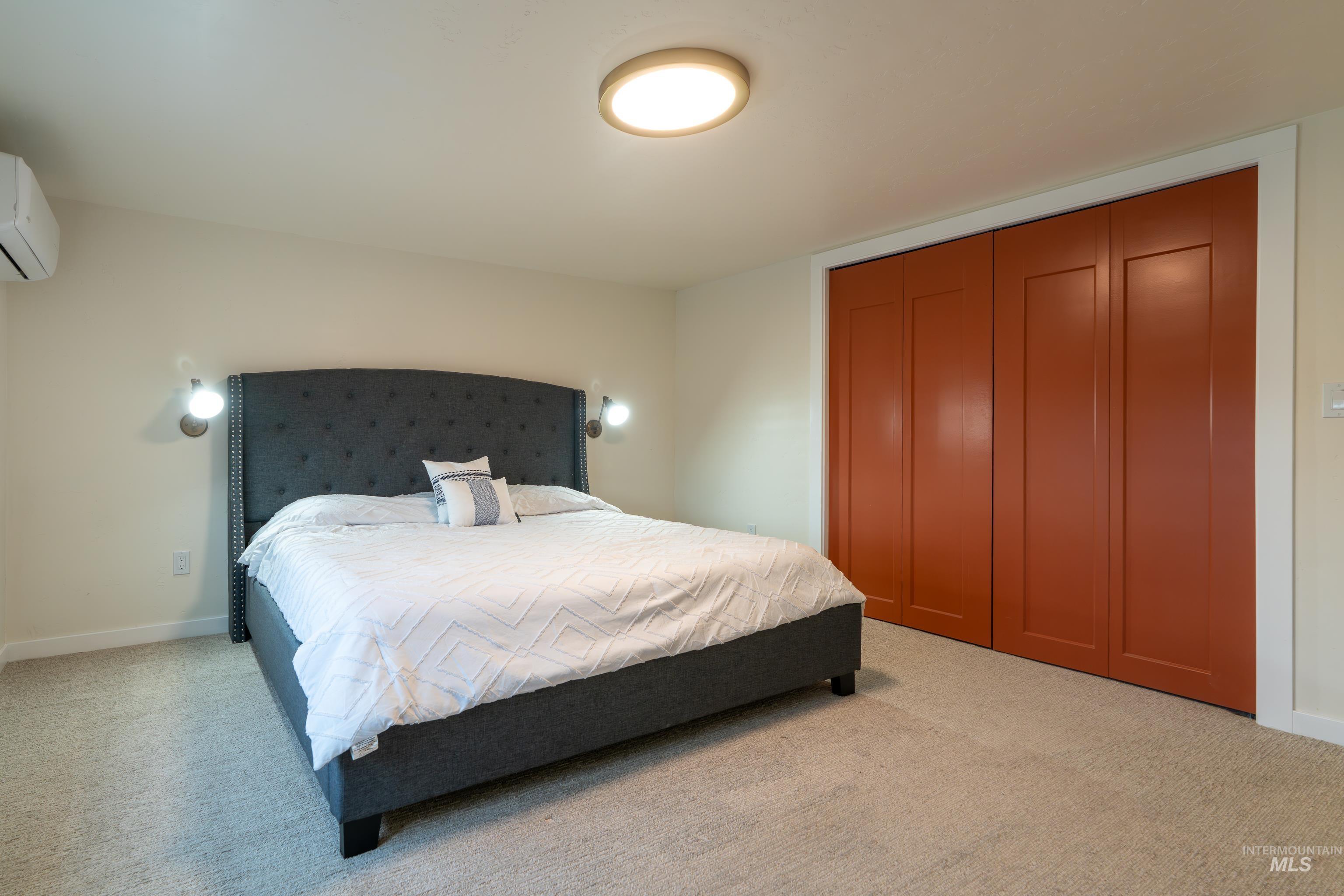 385 W Creekview Dr., Meridian, Idaho 83646, 4 Bedrooms, 3 Bathrooms, Residential For Sale, Price $689,900,MLS 98979462