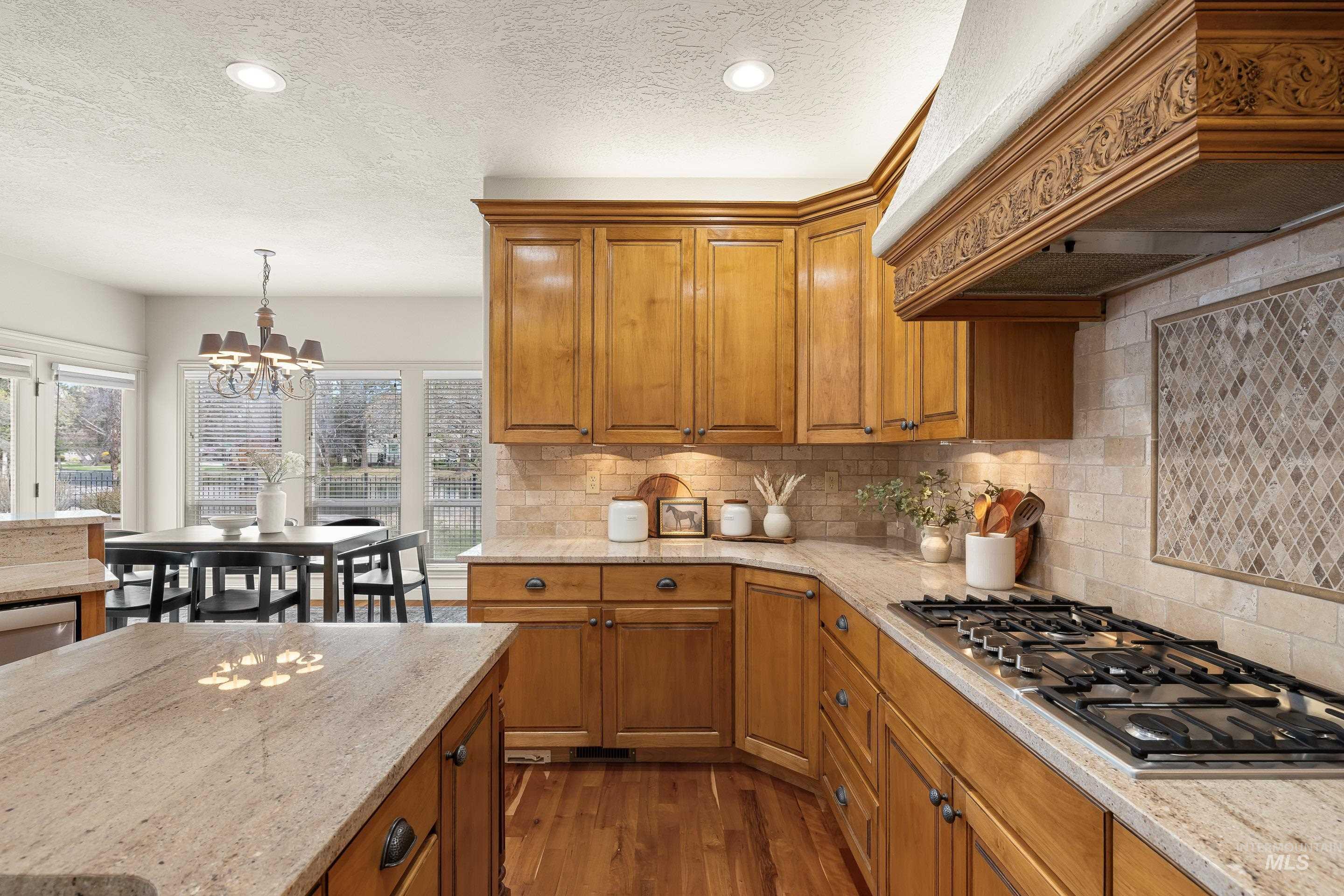 566 E Greencreek Ct, Eagle, Idaho 83616, 5 Bedrooms, 3.5 Bathrooms, Residential For Sale, Price $1,149,500, 98979464