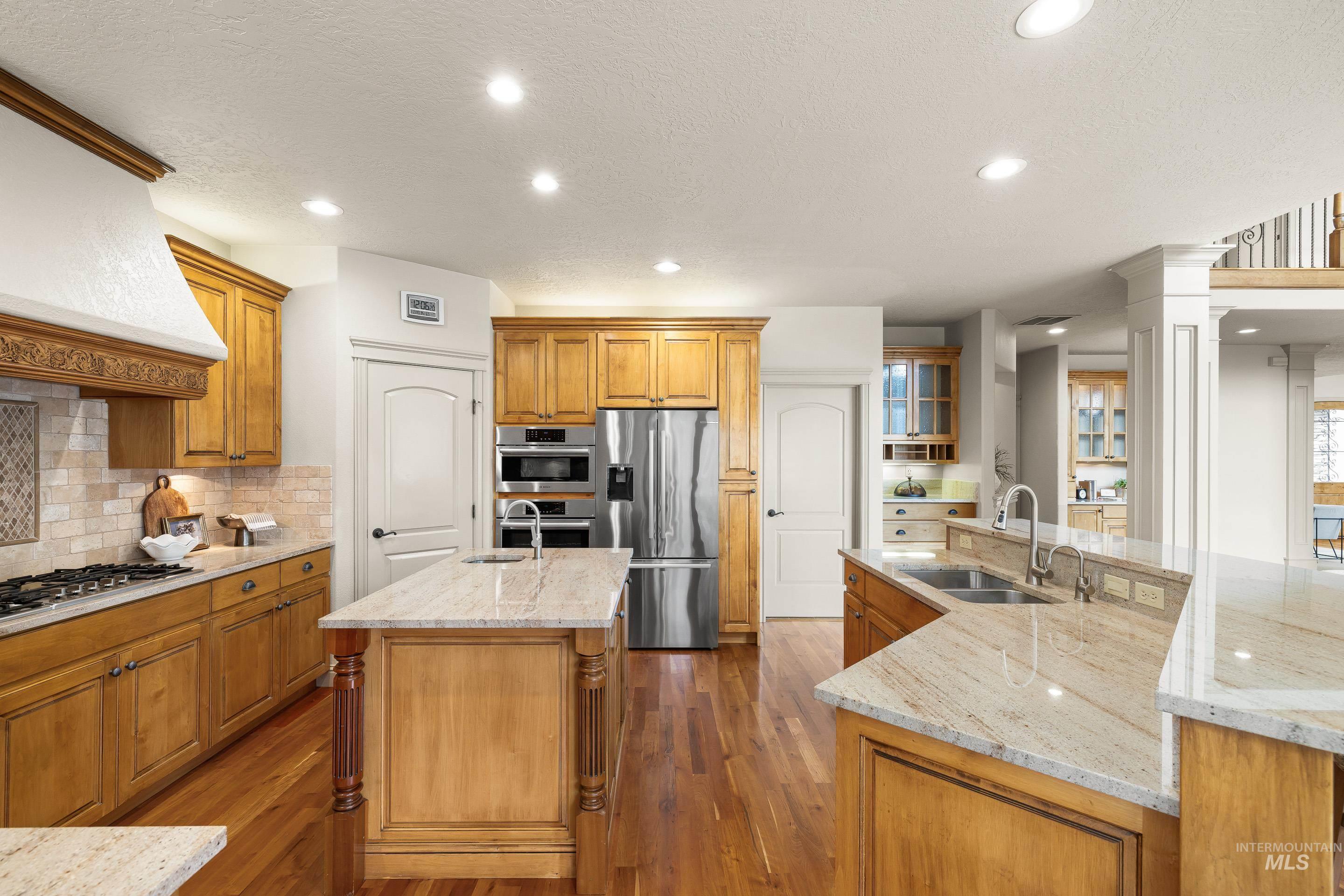 566 E Greencreek Ct, Eagle, Idaho 83616, 5 Bedrooms, 3.5 Bathrooms, Residential For Sale, Price $1,149,500, 98979464