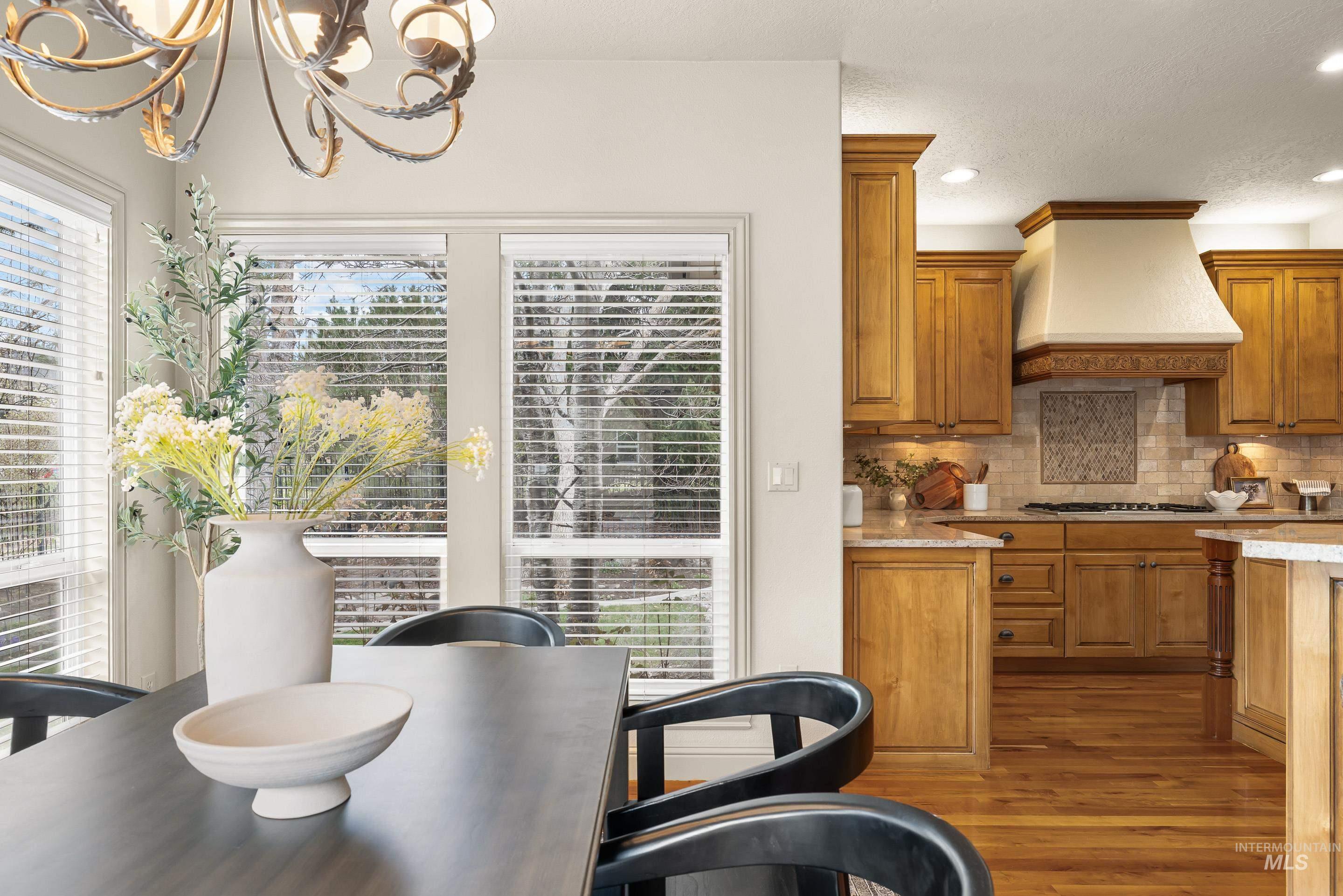 566 E Greencreek Ct, Eagle, Idaho 83616, 5 Bedrooms, 3.5 Bathrooms, Residential For Sale, Price $1,149,500, 98979464