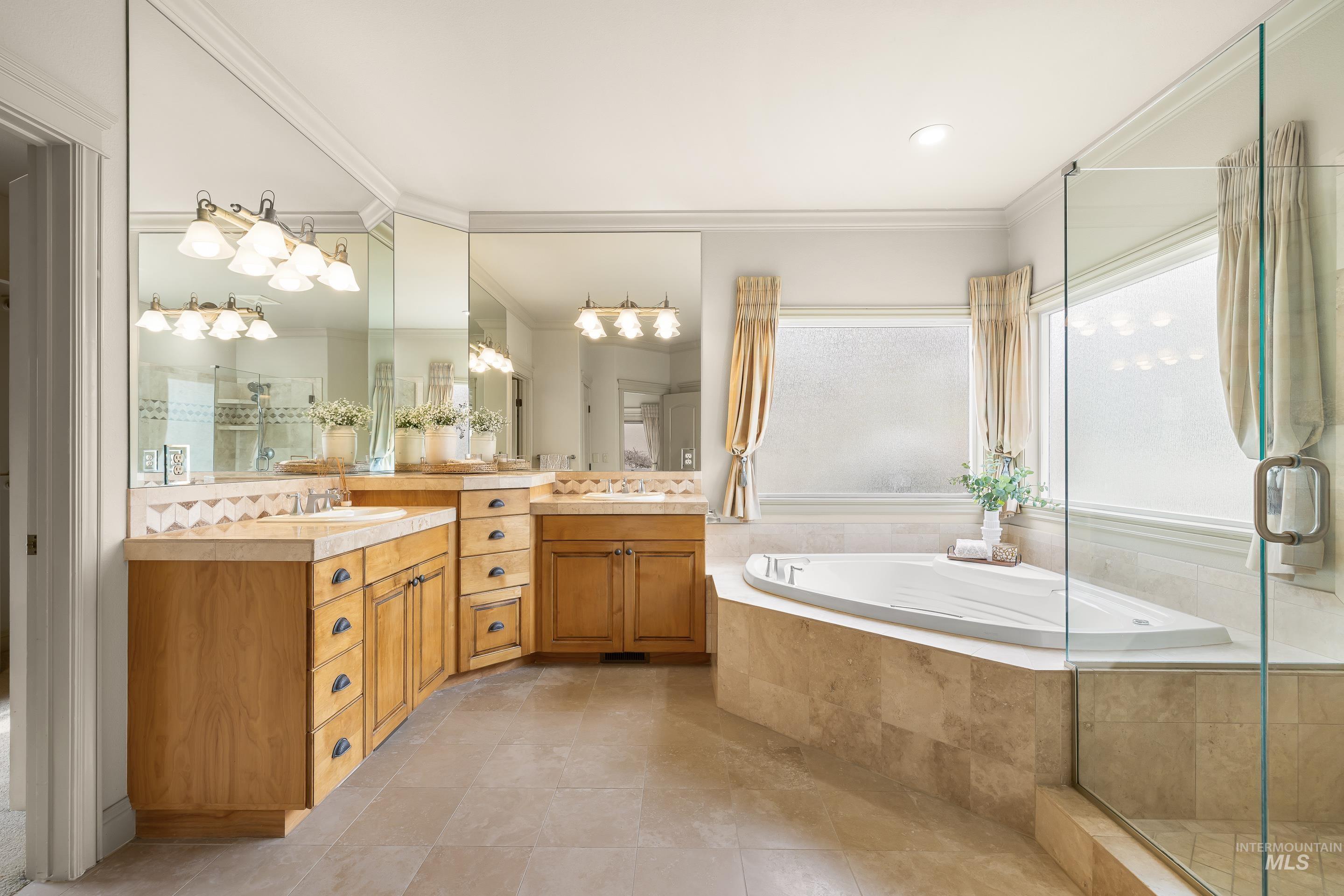 566 E Greencreek Ct, Eagle, Idaho 83616, 5 Bedrooms, 3.5 Bathrooms, Residential For Sale, Price $1,149,500, 98979464