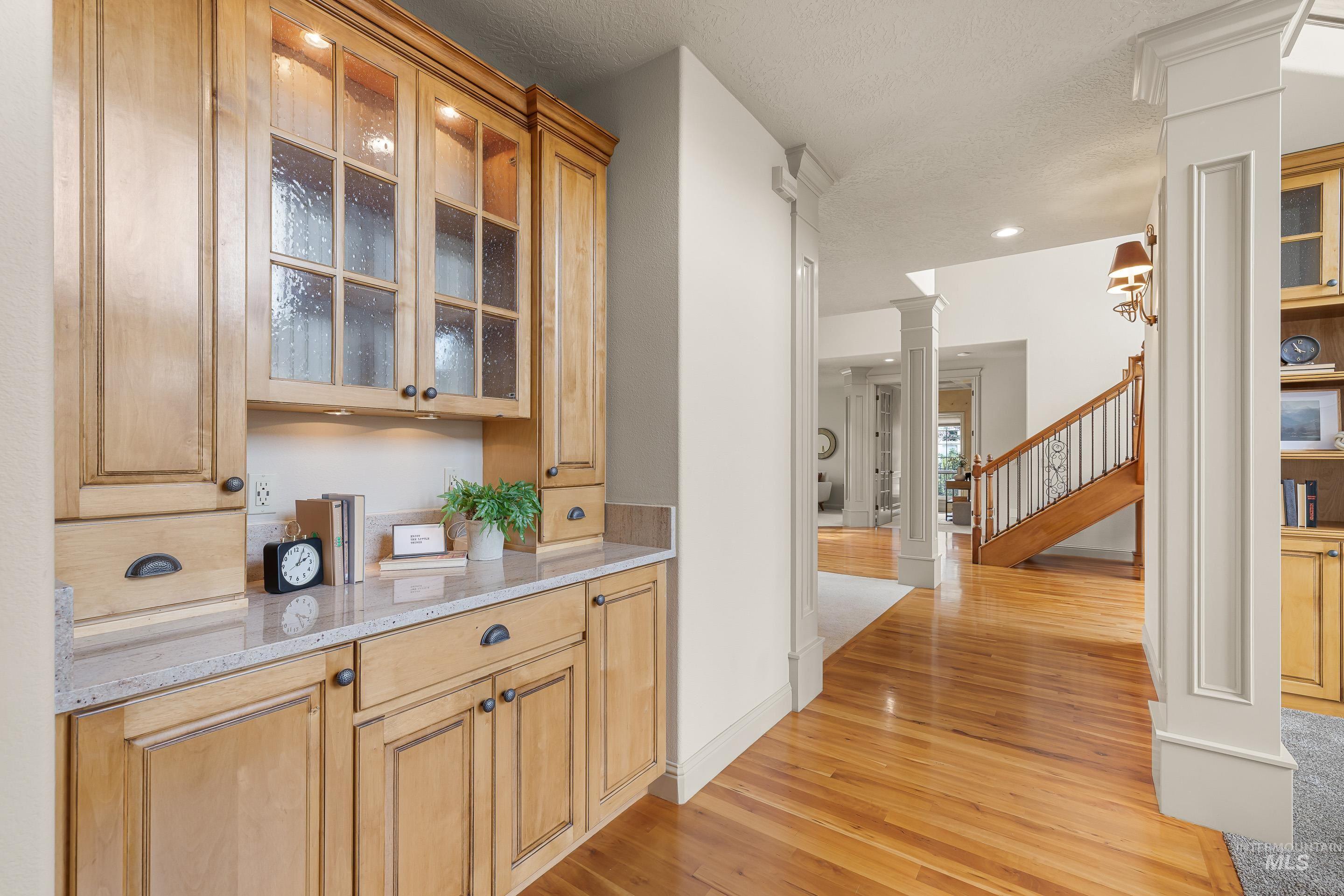 566 E Greencreek Ct, Eagle, Idaho 83616, 5 Bedrooms, 3.5 Bathrooms, Residential For Sale, Price $1,149,500, 98979464