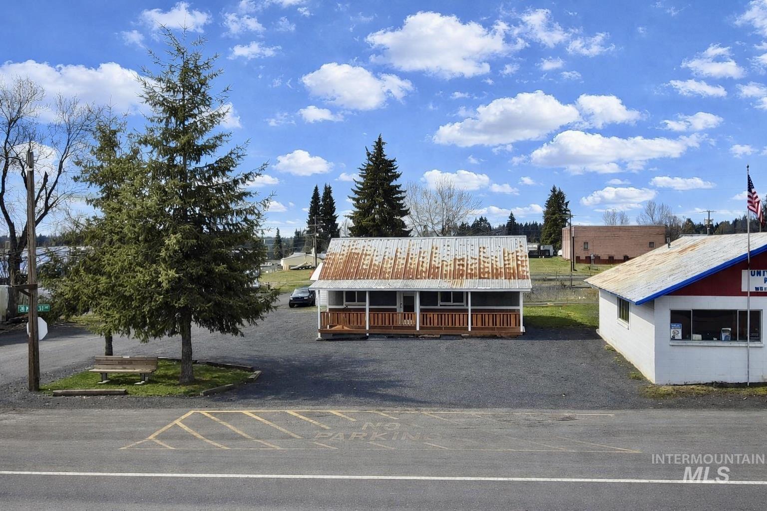 205 N Main St, Weippe, Idaho 83553, 0.5 Bathroom, Residential For Sale, Price $169,900,MLS 98979465