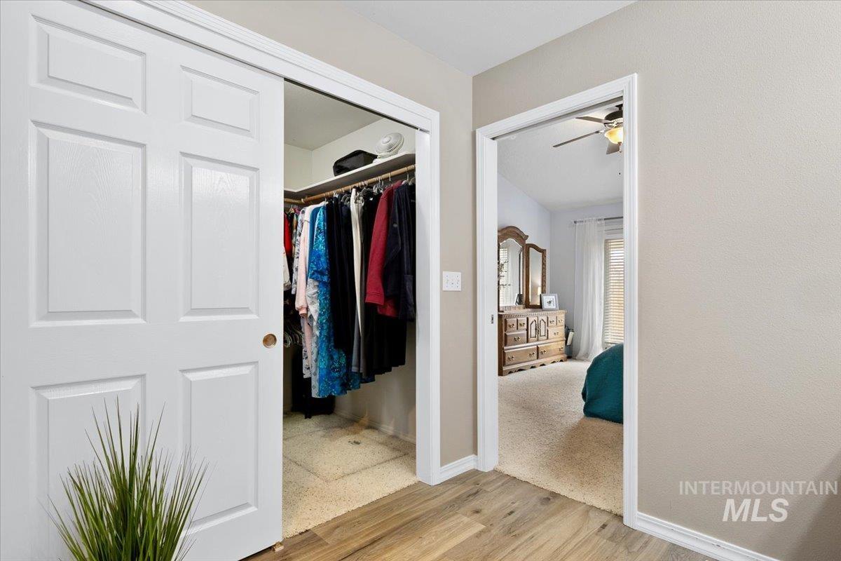 2720 N Englewood Way, Meridian, Idaho 83646, 2 Bedrooms, 2 Bathrooms, Residential For Sale, Price $395,000,MLS 98979467