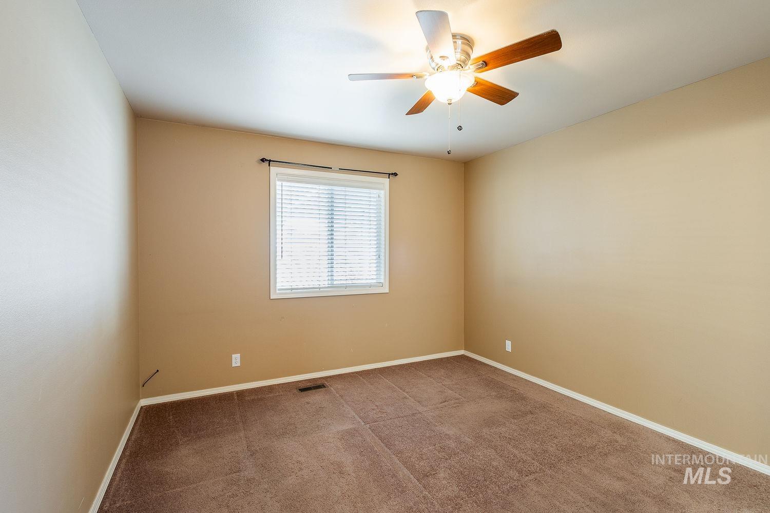 235 S Alcove Ave, Star, Idaho 83669, 3 Bedrooms, 2 Bathrooms, Residential For Sale, Price $450,000,MLS 98979468