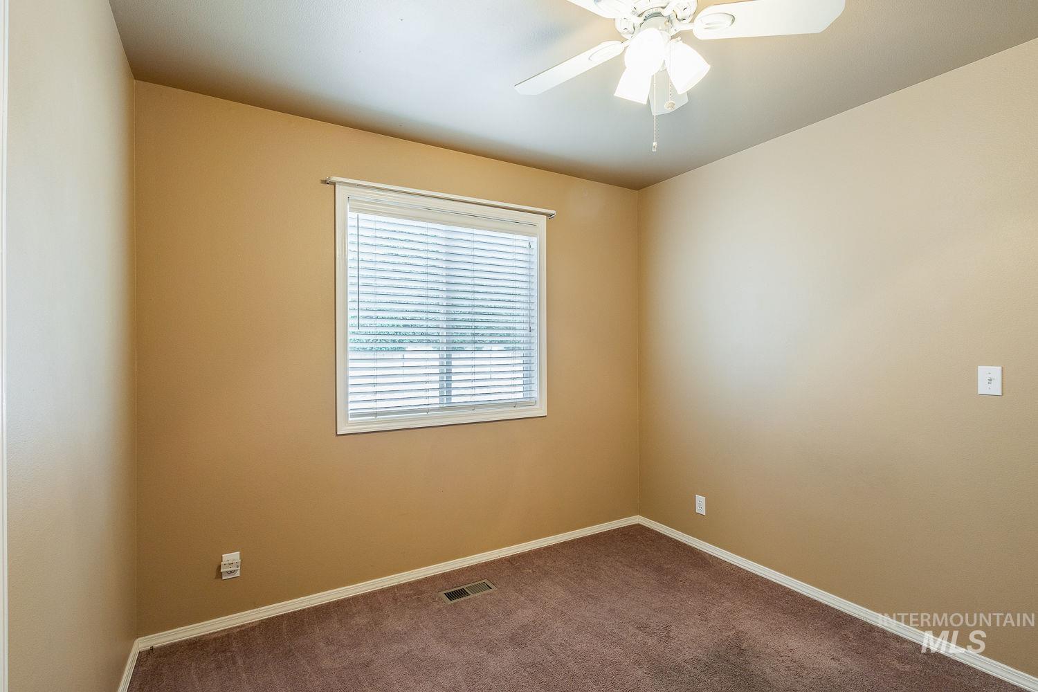 235 S Alcove Ave, Star, Idaho 83669, 3 Bedrooms, 2 Bathrooms, Residential For Sale, Price $450,000,MLS 98979468